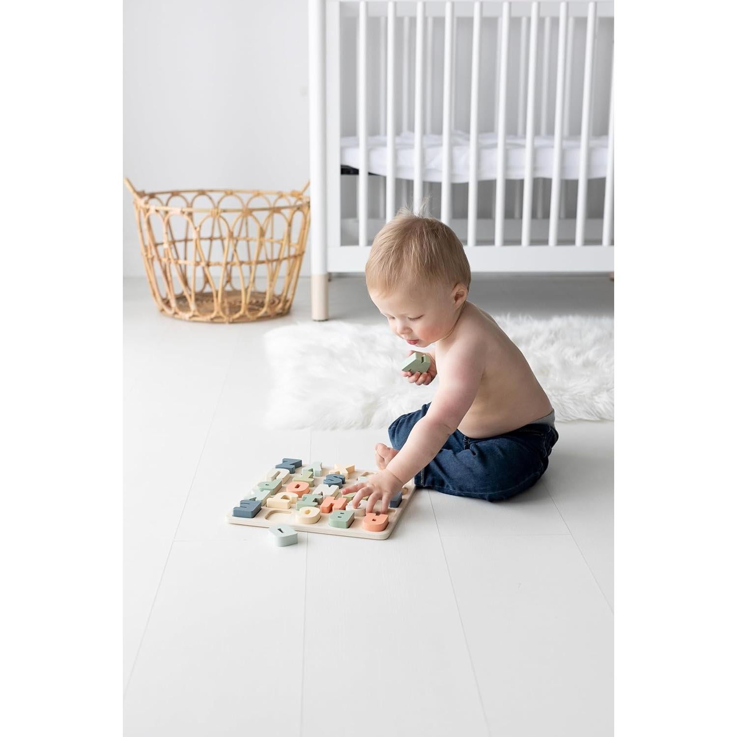 Rompecabezas de Alfabeto de Madera Pearhead 25.4x25.4 cm