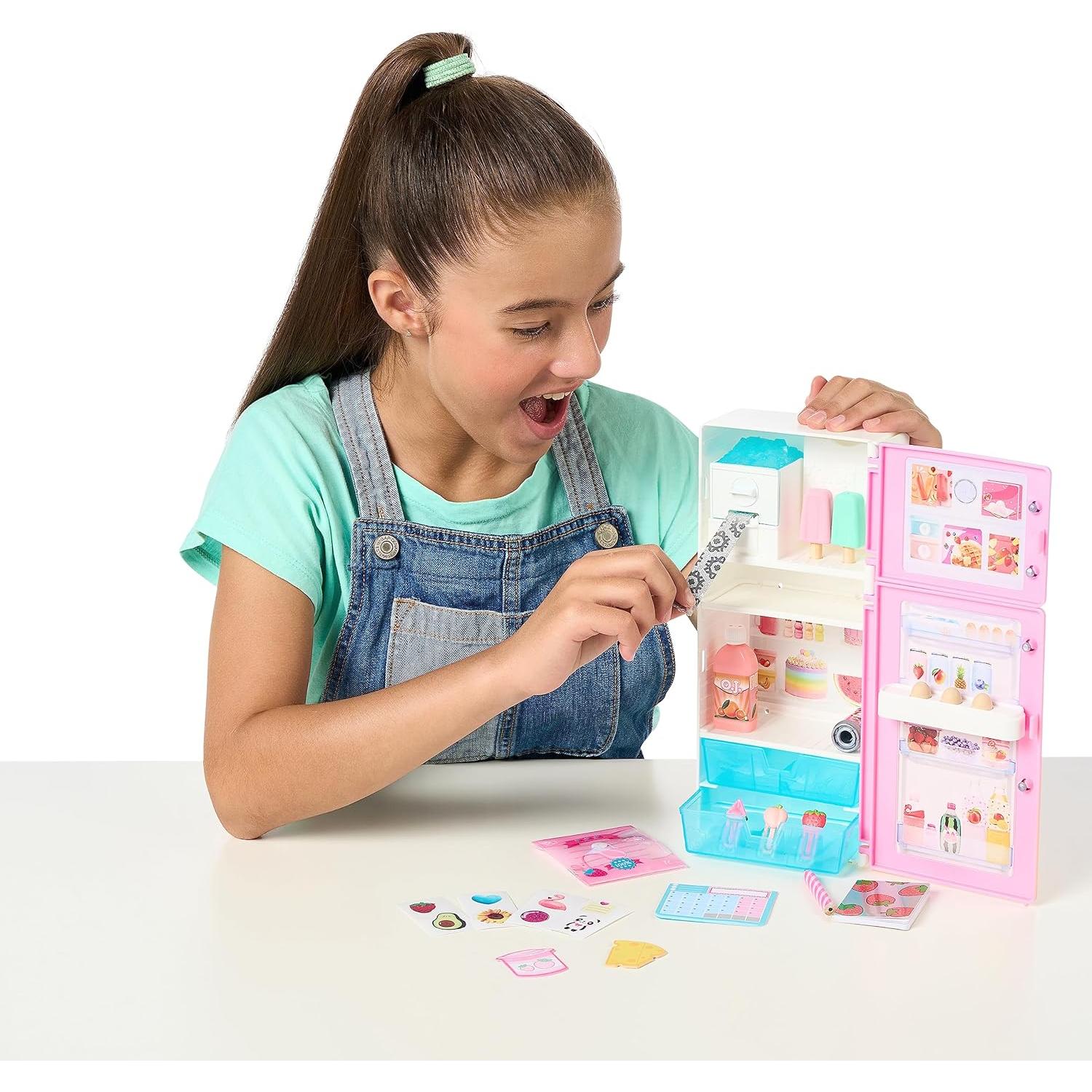 Caddy de Escritorio Real Littles - Mini Nevera con 20 Sorpresas