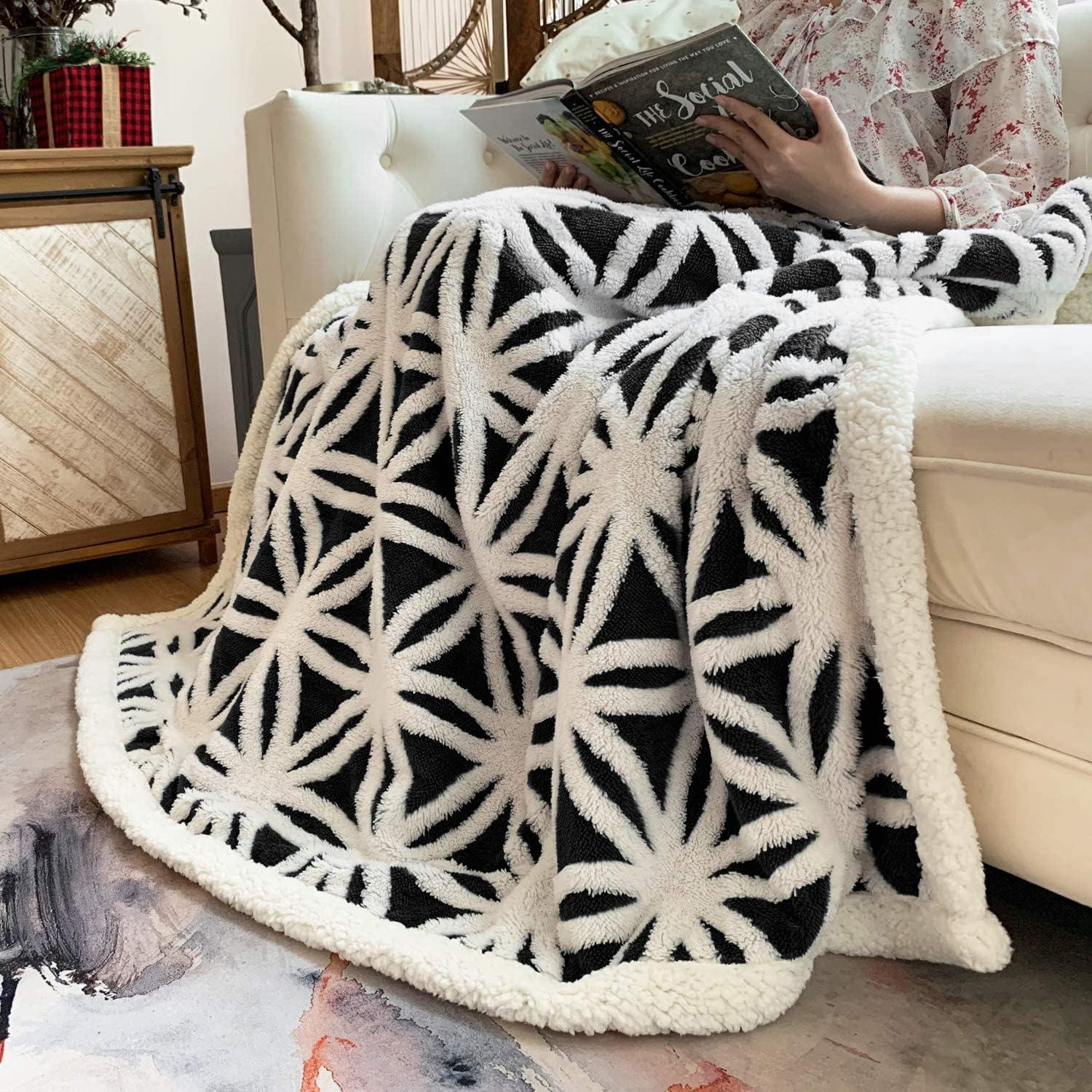 Manta de Forro Sherpa LOMAO 130x160cm Negra Suave Doble Cara