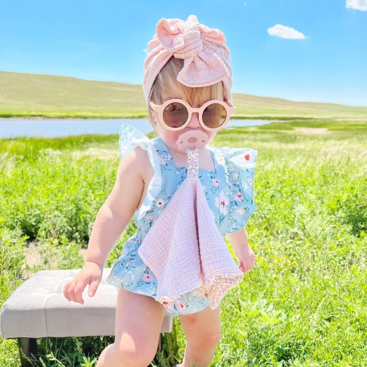 Set de Chupetes Ali+Oli Silicona Rosa-Blanco 2 Piezas