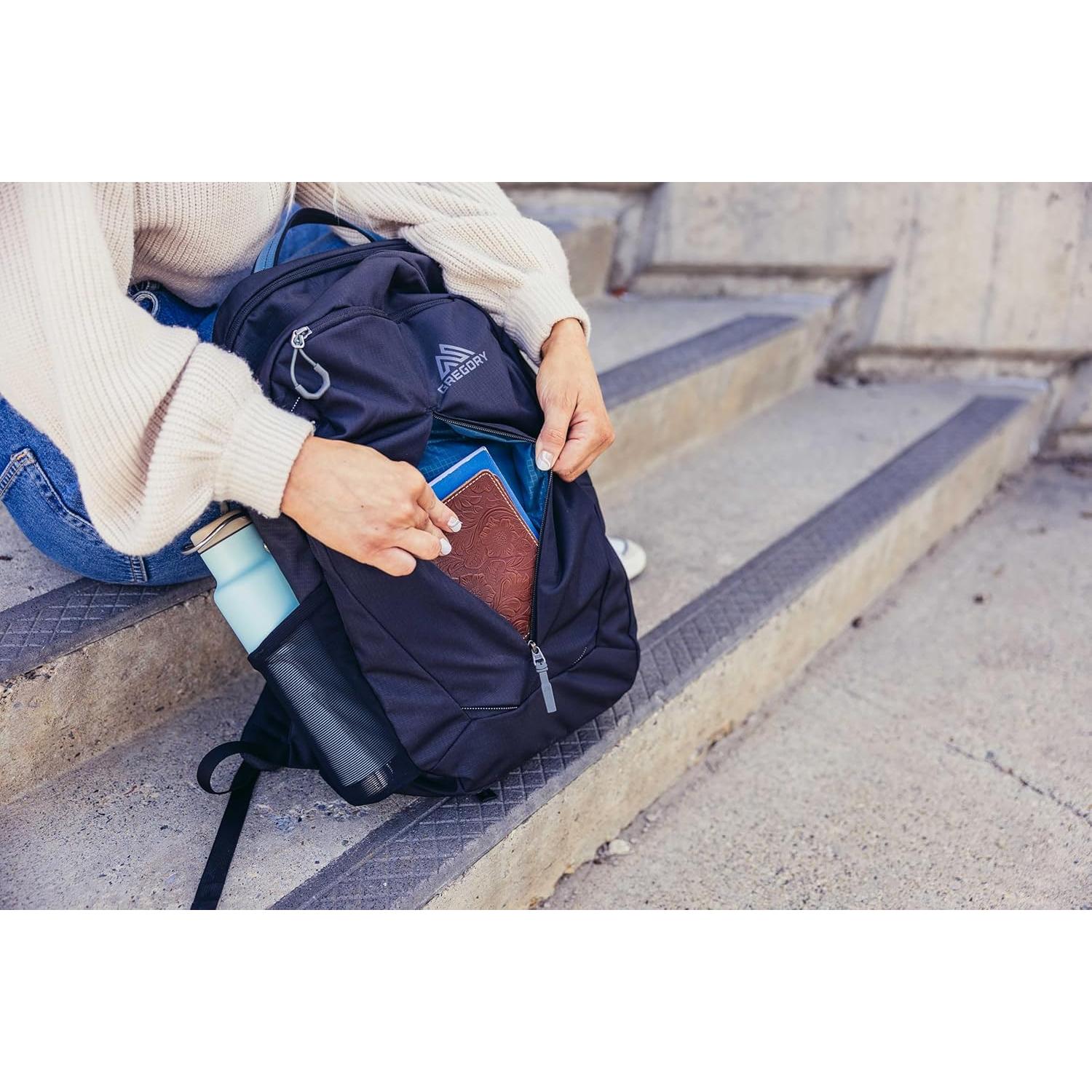 Mochila Gregory Retna 25L Azul Dusk Camo para Laptop 15"