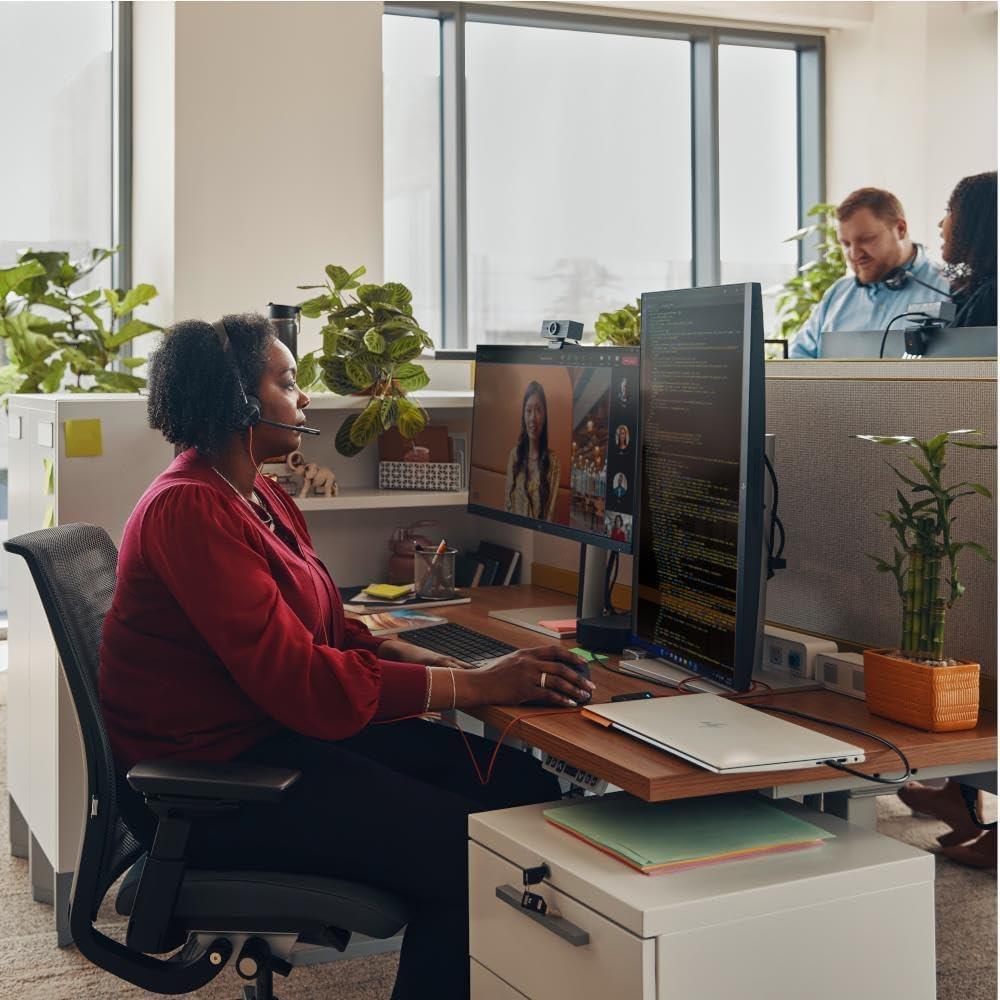 Auricular USB-C Poly Blackwire 3315, Ligero y Ajustable