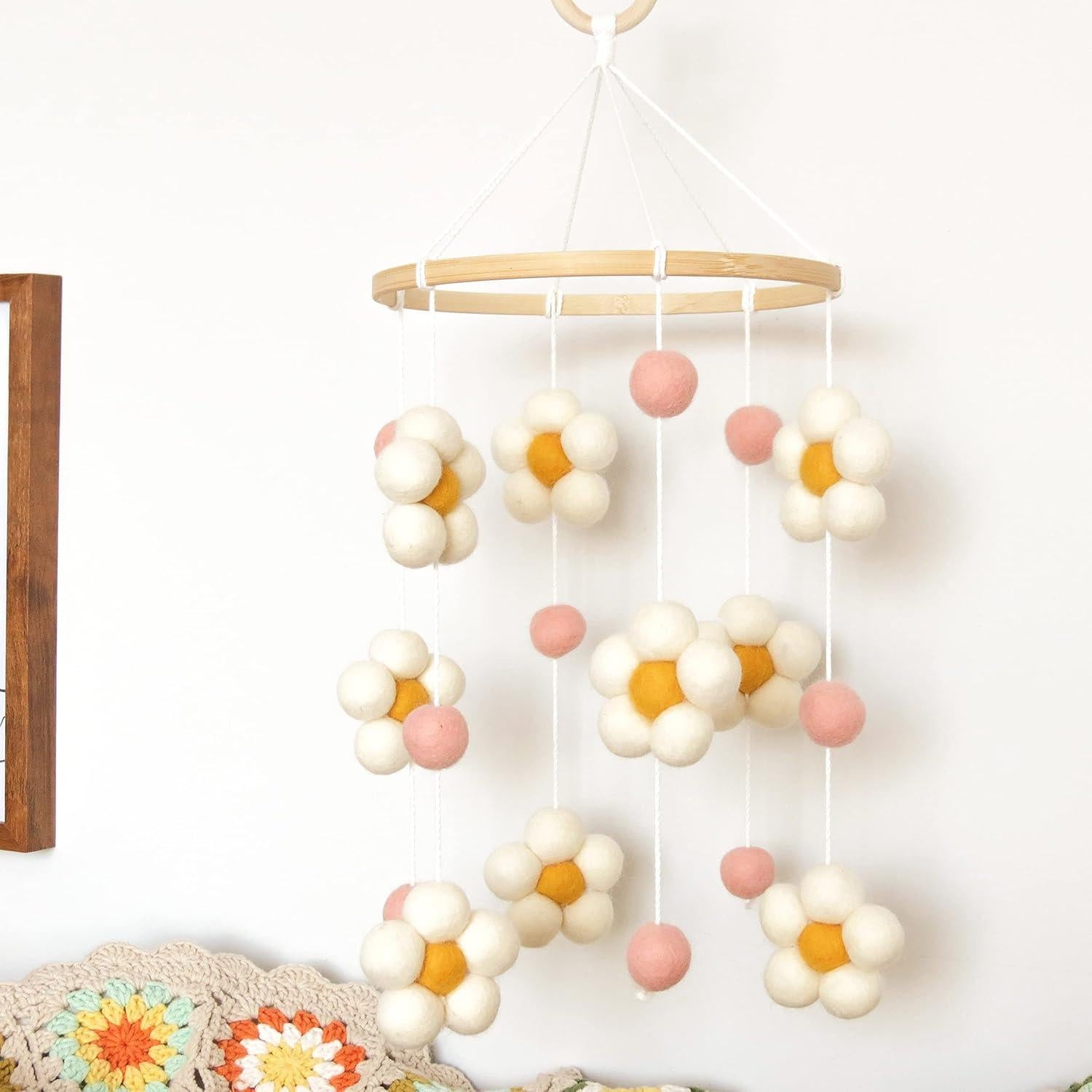 Móvil para Cuna GOUKURLSMA Rosa Hecho a Mano 40 cm