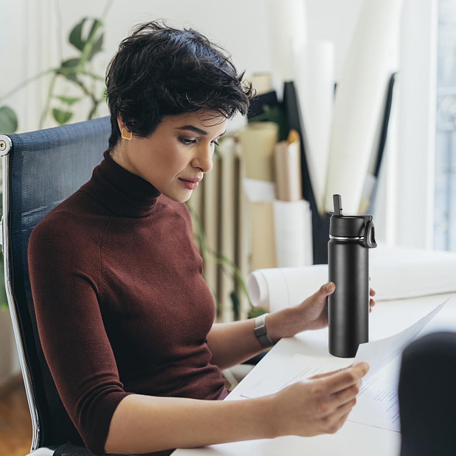 Botella de Agua Aislada Volhoply 680ml con Tapa de Popote