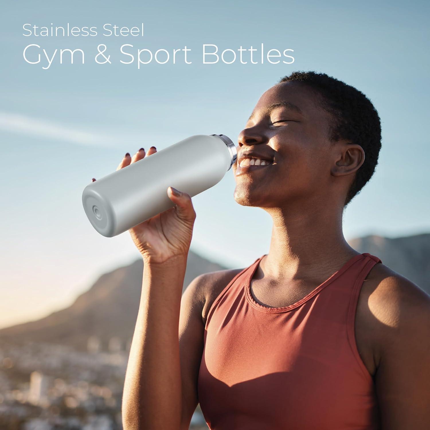 Botella de Agua SipX de Acero Inoxidable 20oz Azul Aislada