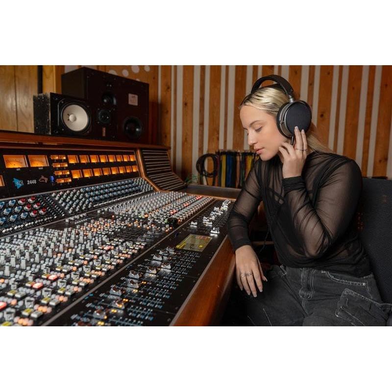 Auriculares Cerrados Audeze LCD-S20 para Estudio y Audiófilos