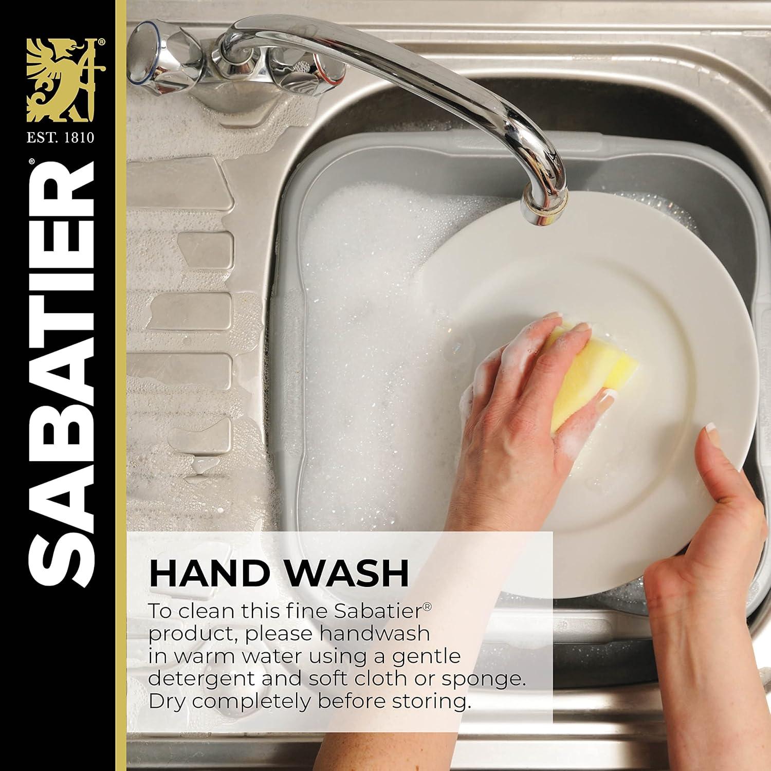 Cuchillo Santoku Sabatier 12.7 cm Forjado con Funda Autofilante