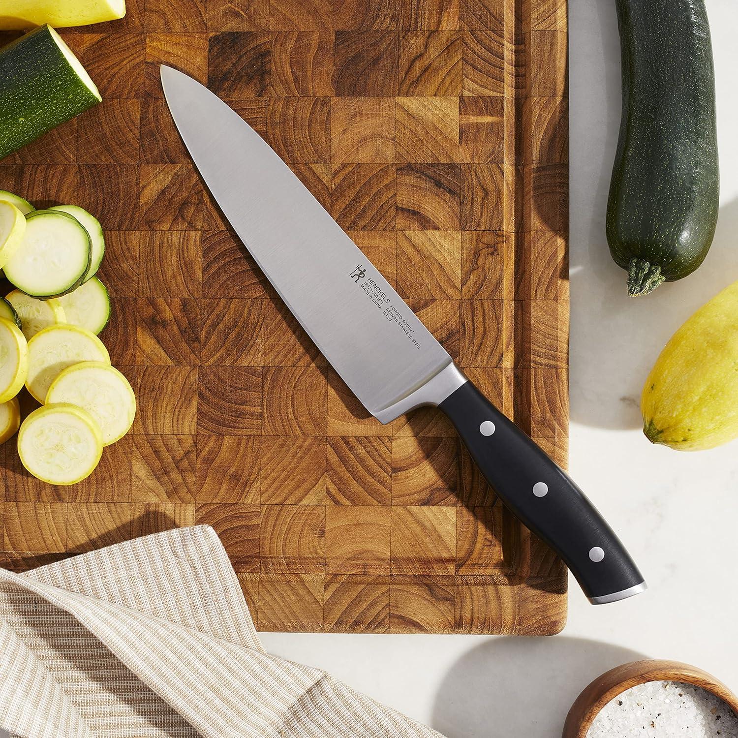Cuchillo de Chef 20.32 cm HENCKELS Forged Accent Negro