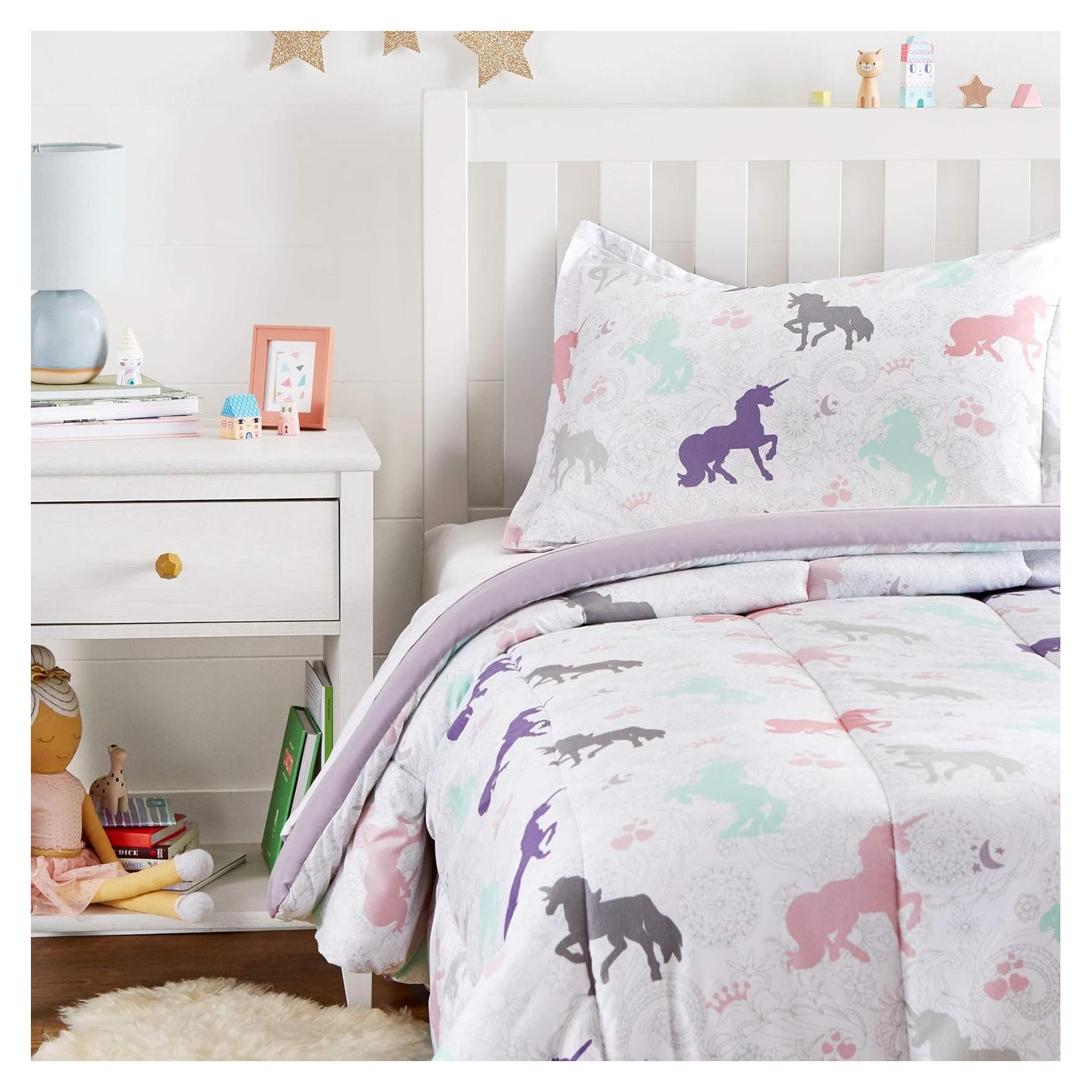 Conjunto Edredón y Funda de Almohada Amazon Basics Unicornios