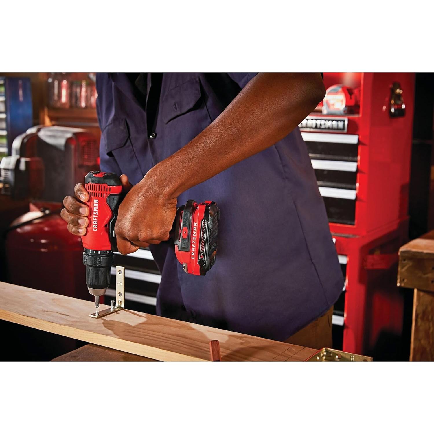 Taladro Inalámbrico CRAFTSMAN V20 1/2" 800W con Baterías