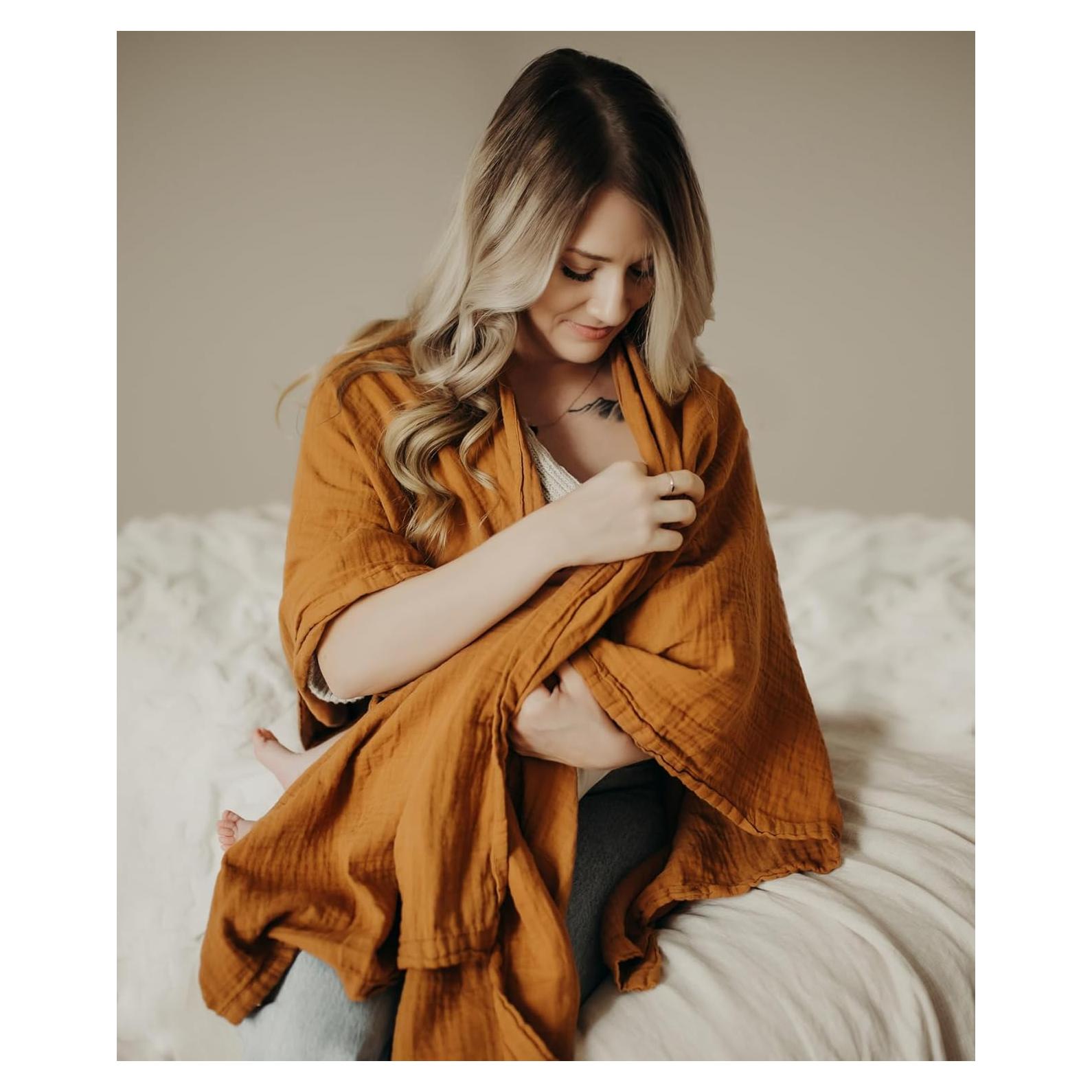 Funda de Lactancia Indi by Kishu Baby Muselina Orgánica Caramelo