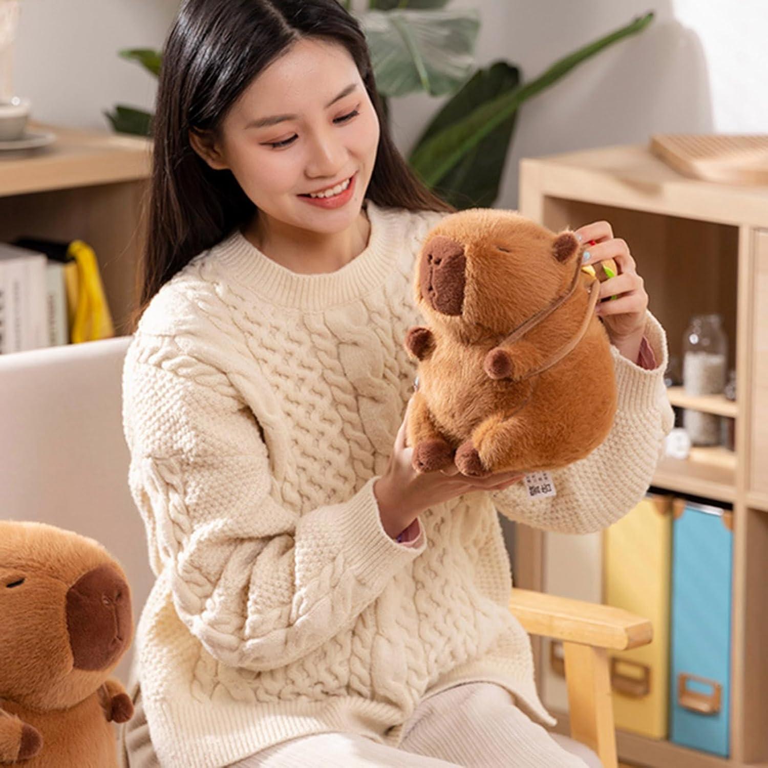 Capibara de Peluche COSGOO 30.48 cm con Mochila Hamburguesa