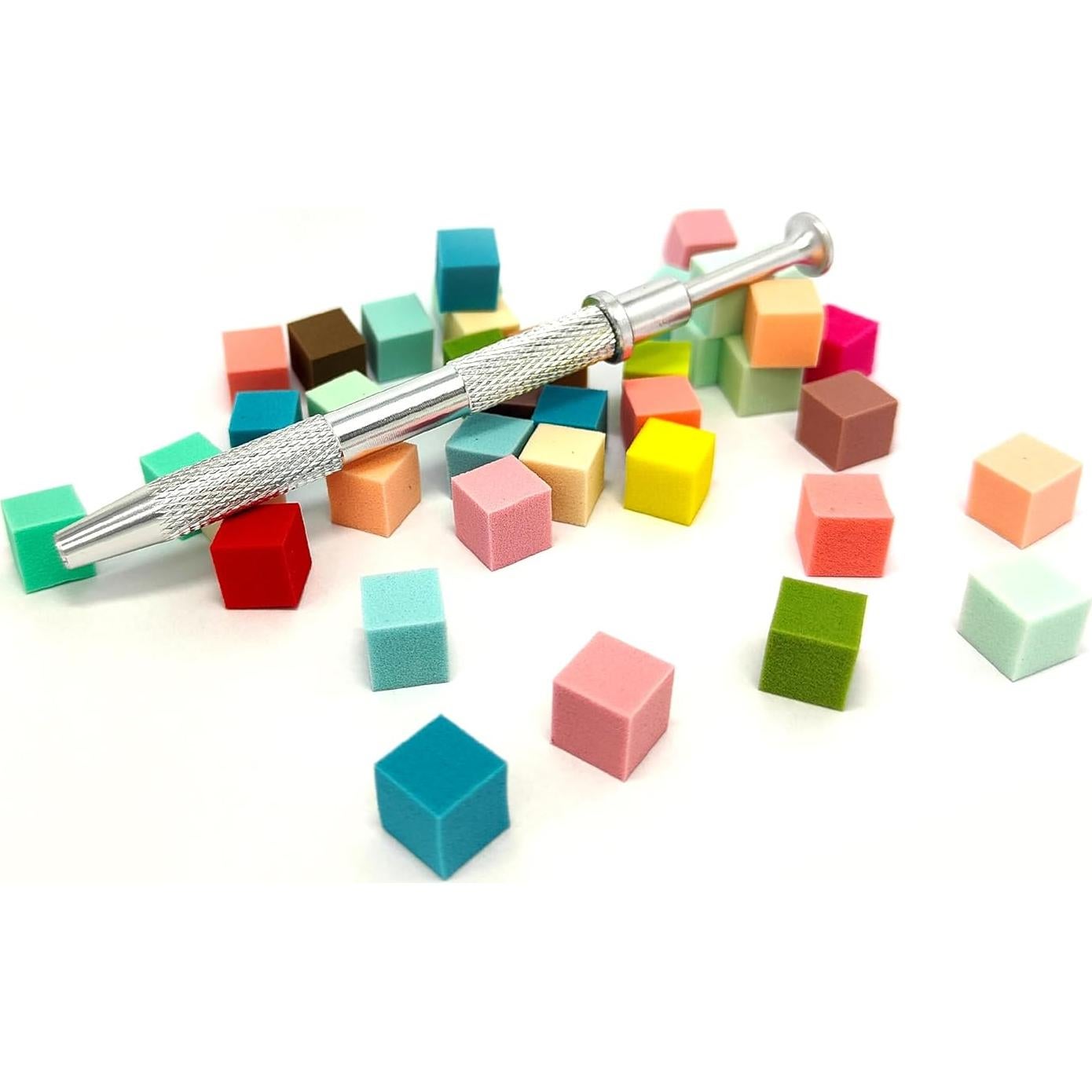 Kit de 100 Esponjas para Arte de Uñas Ombre QZRUO - Mini Esponjas de 1 cm