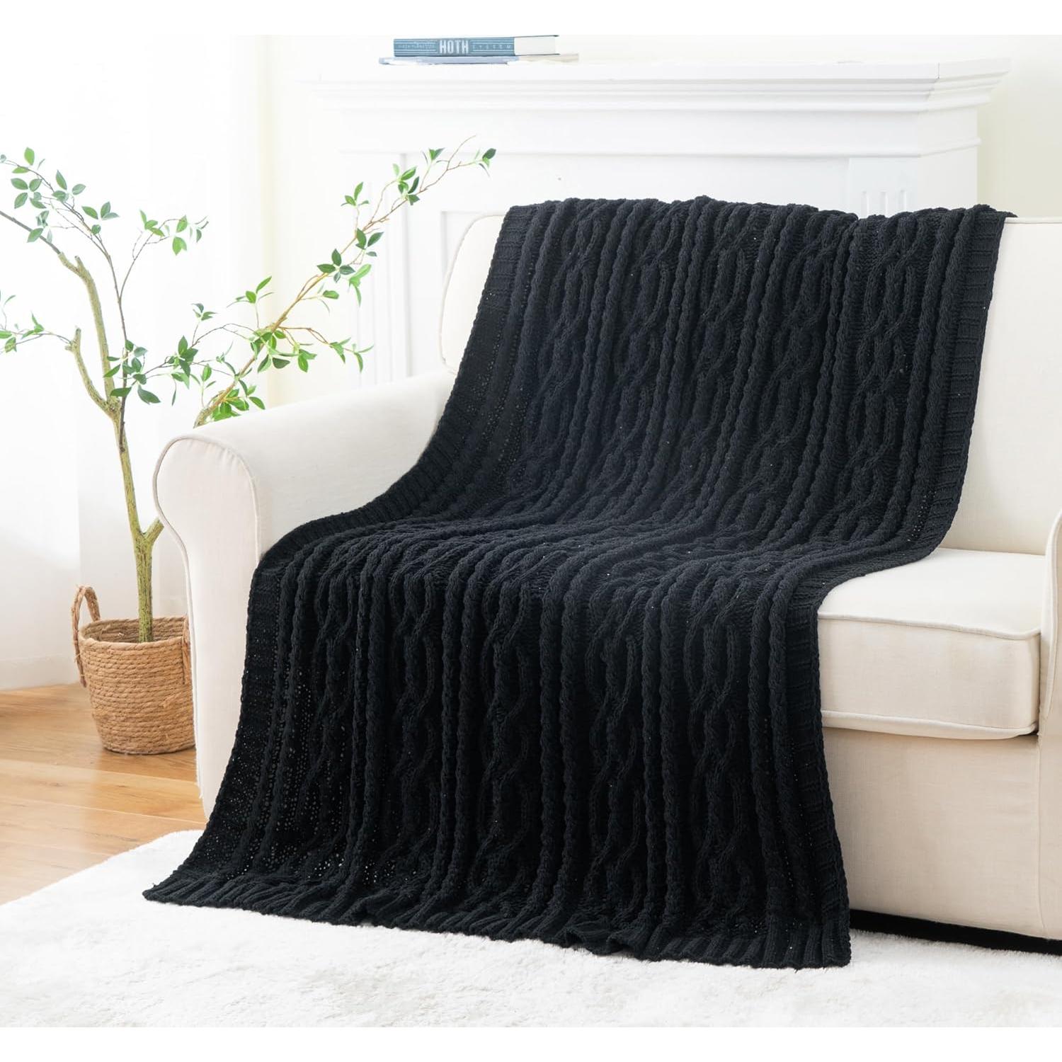 Manta de Chenilla Battilo Negra 130x170cm Suave y Moderna