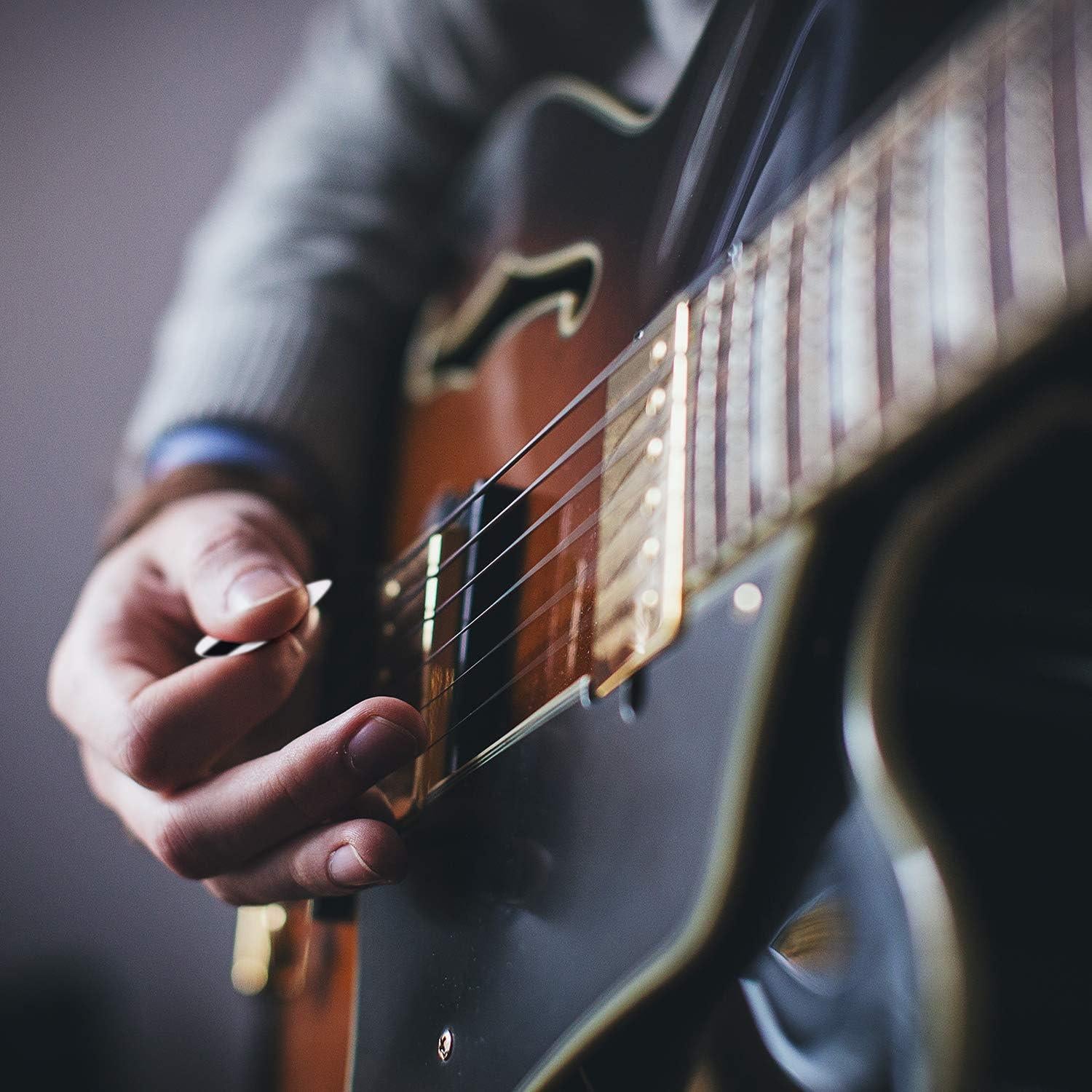 Puas de guitarra Dulphee 12 unidades 0.71mm diseño Onigiri