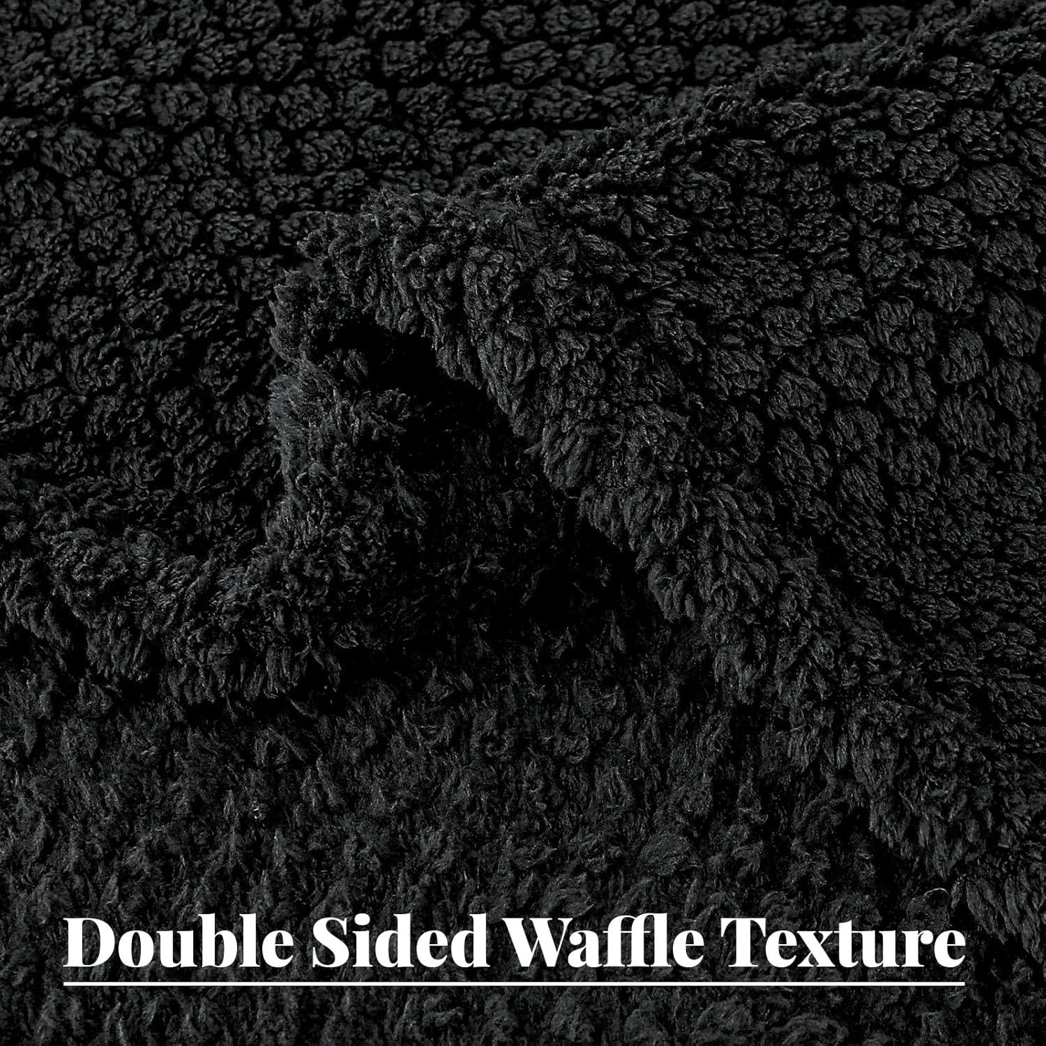 Manta de Forro Polar Flotilla de Ballenas 127x178 cm Negra