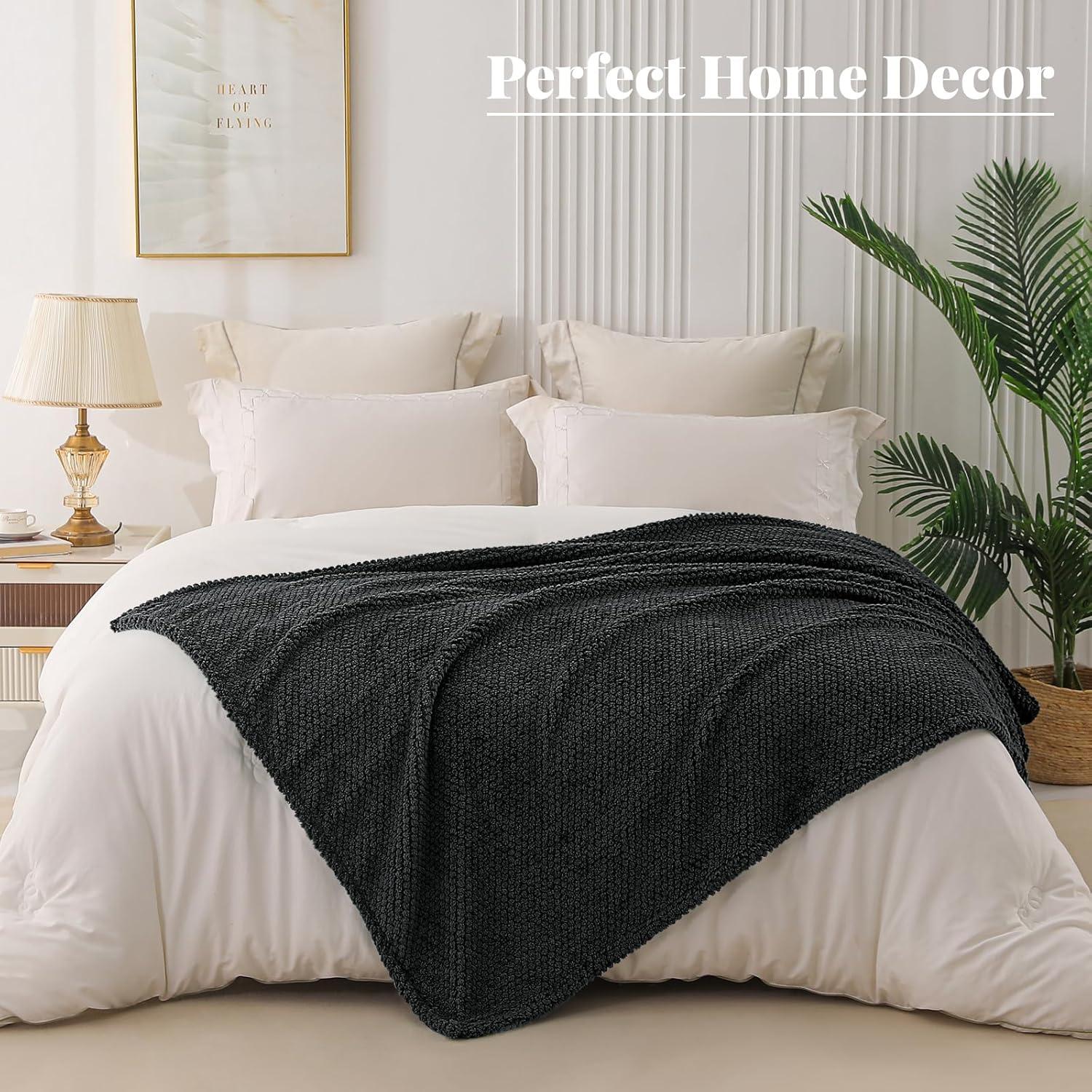 Manta de Forro Polar Flotilla de Ballenas 127x178 cm Negra