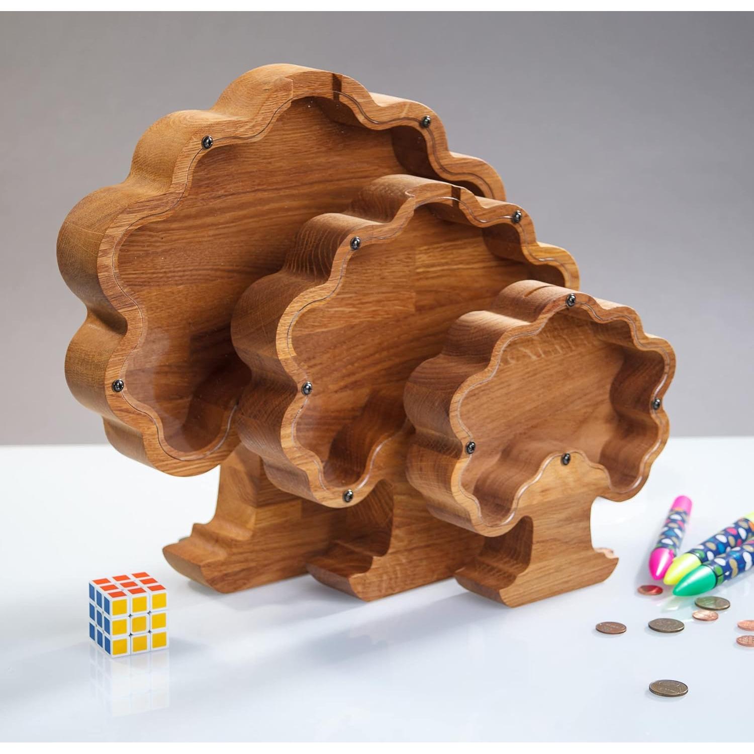 Hucha de Madera de Roble en Forma de Árbol Personalizada