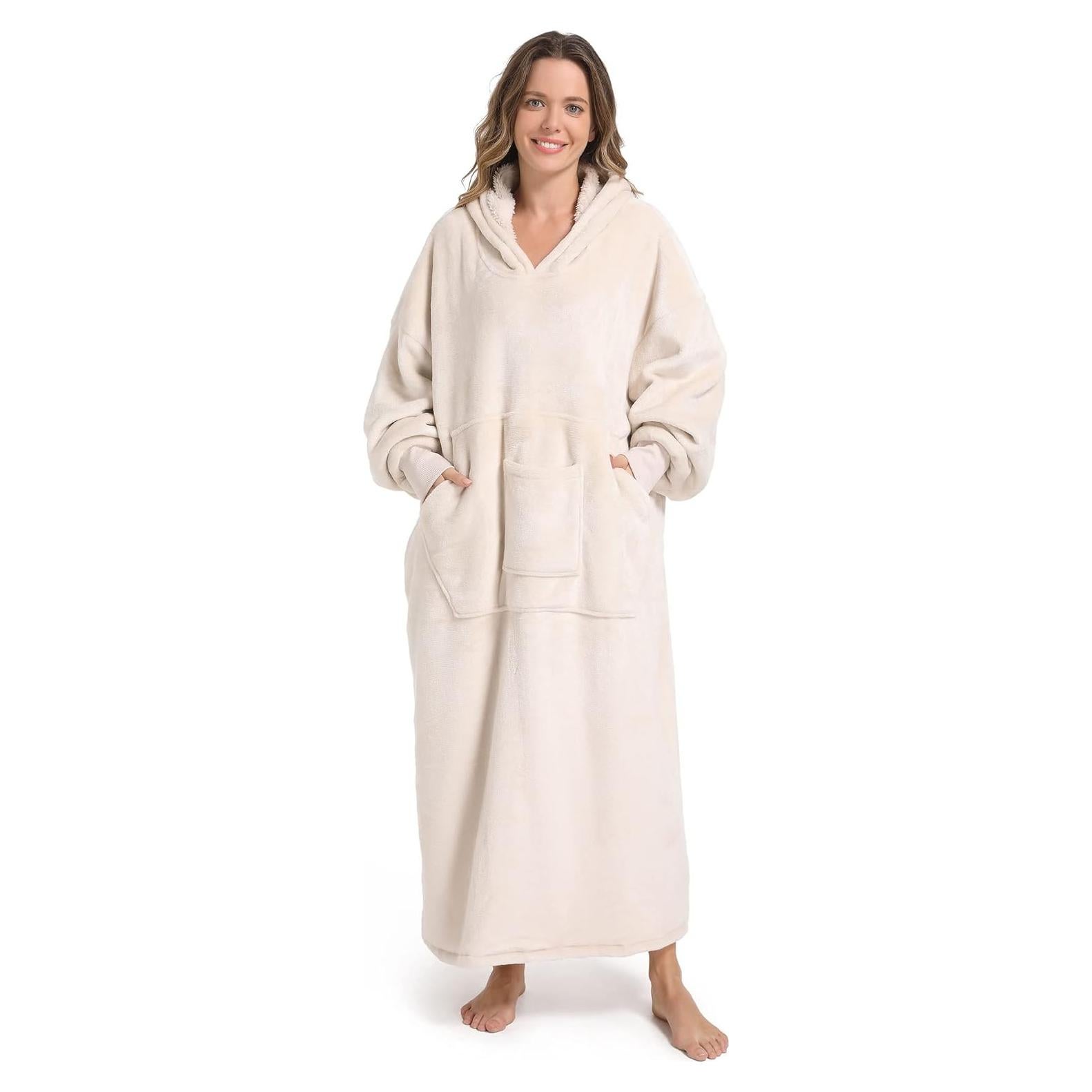 Sudadera Manta Oversized FUSSEDA Beige Cálida con Capucha