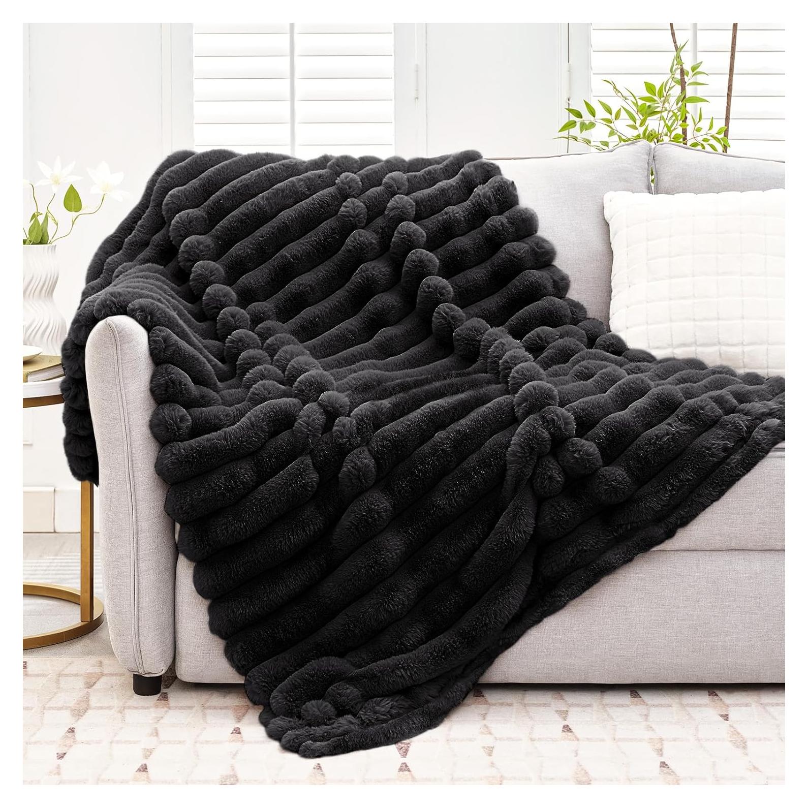 Manta de Piel Sintética VFROO 127x152 cm Negra con Rayas