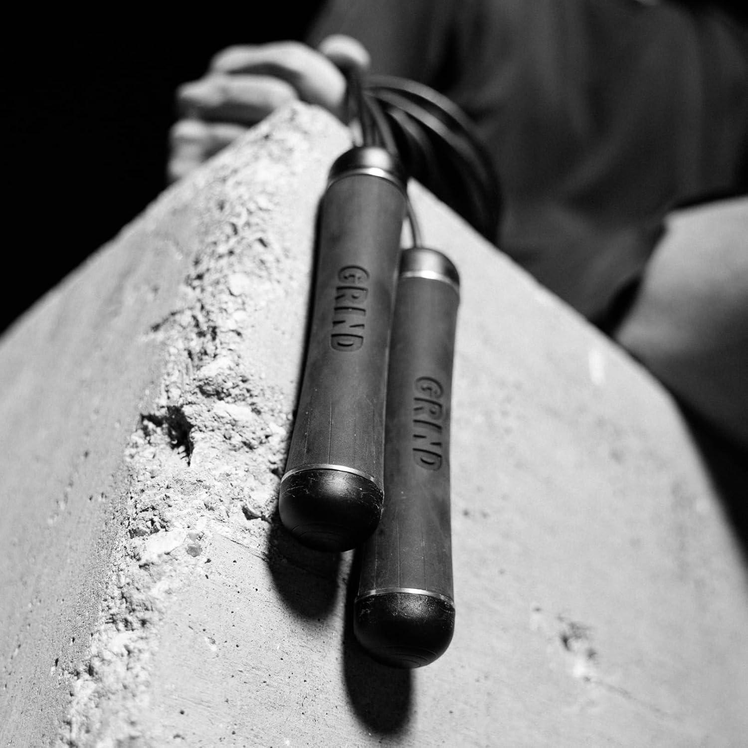 Cuerda para Saltar Ajustable GRIND - Ergonómica y Sin Enredos