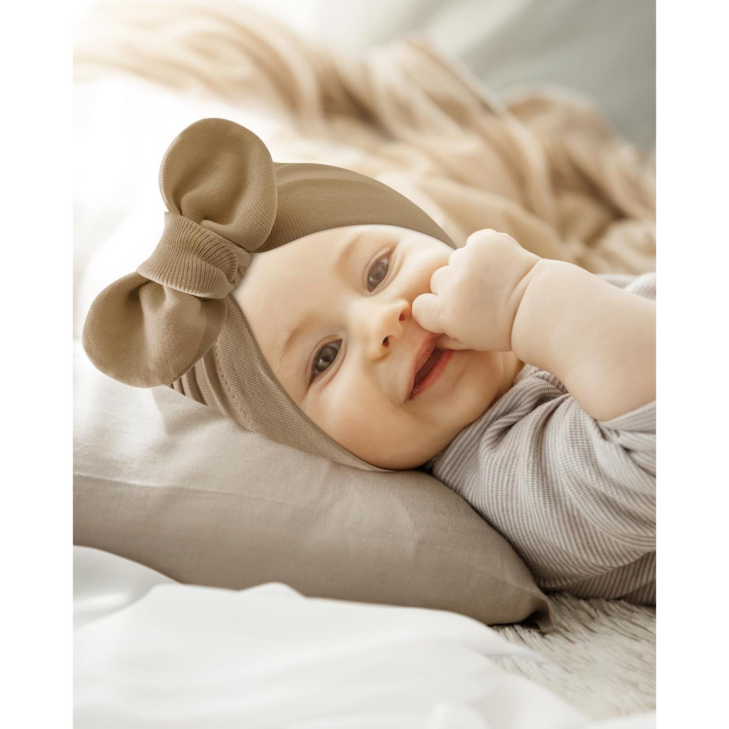 Gorro para recién nacido Century Star con lazo - 0-24 meses