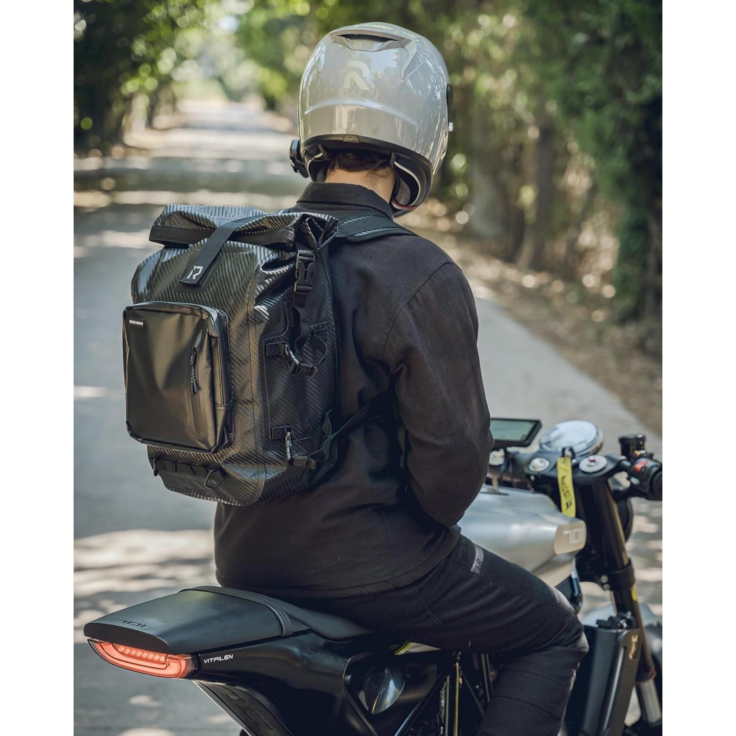 Mochila Impermeable RIDEIRON 35L Fibra de Carbono para Motocicleta