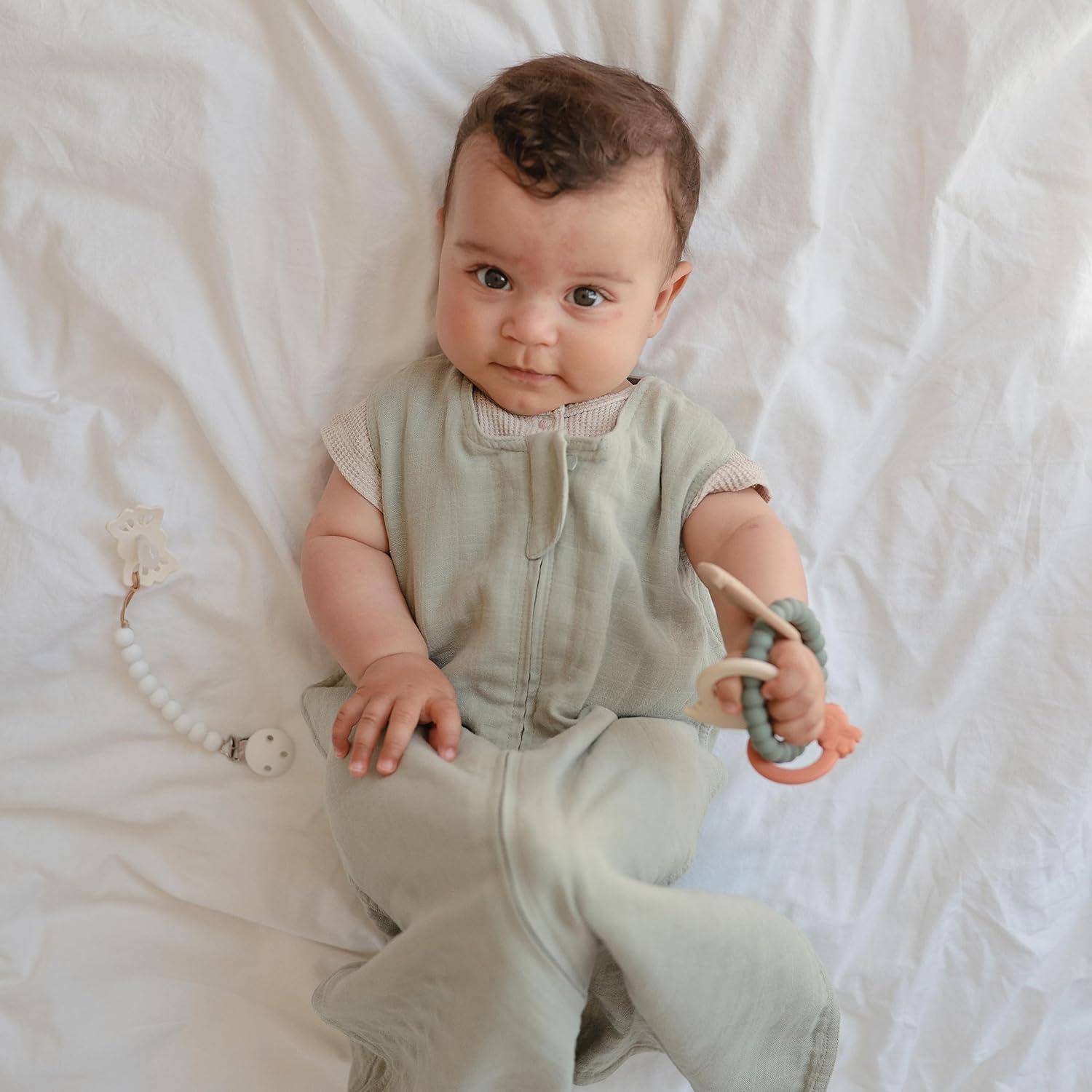 Anillo de Dentición Mushie Dino de Silicona 100% Seguro