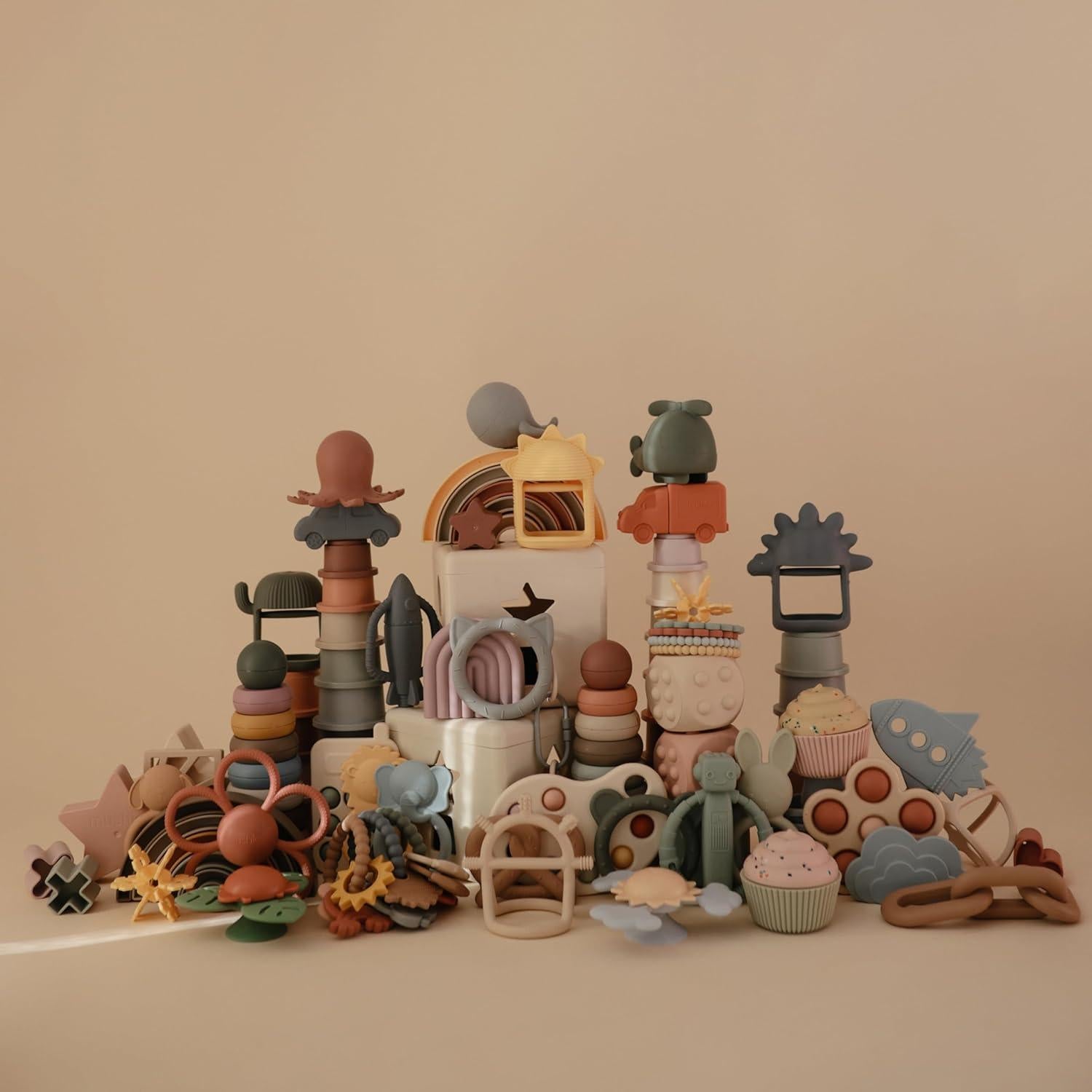 Anillo de Dentición Mushie Dino de Silicona 100% Seguro