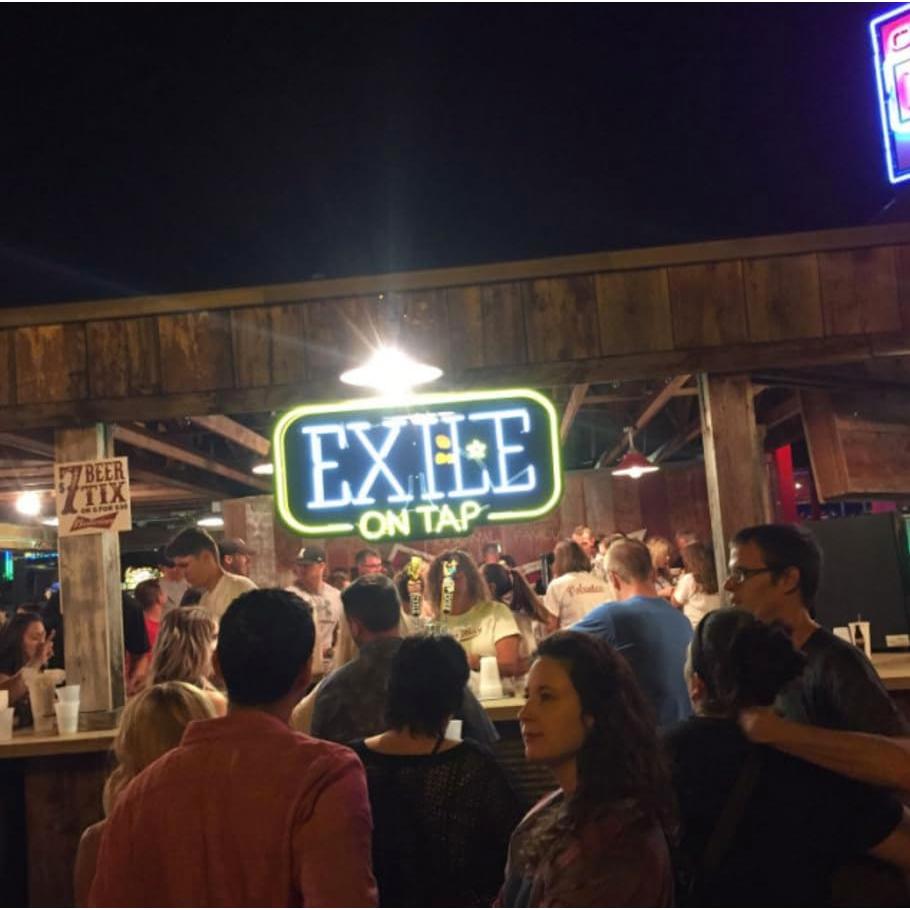 Luz de Neón Bitcoin MeiLi 61x51 cm Hecha a Mano