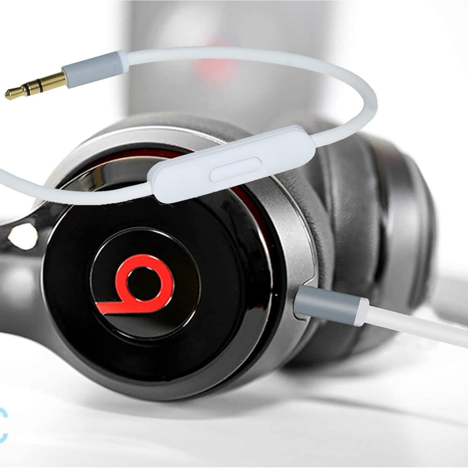 Cable de audio 3.5mm con micrófono para auriculares Beats 1.4m