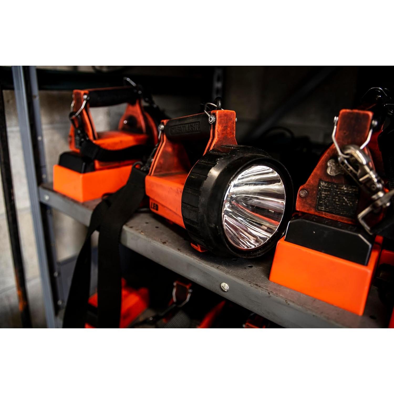 Linterna LED Streamlight Fire Vulcan 180 Lúmenes Naranja