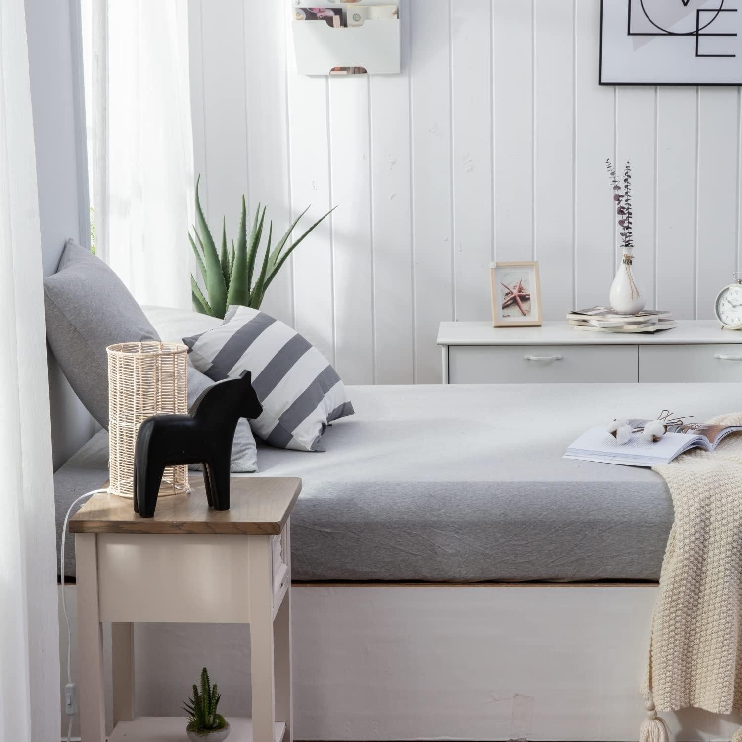 Sábana Ajustable Reina LIFETOWN Algodón Jersey 1 Sábana + 2 Fundas