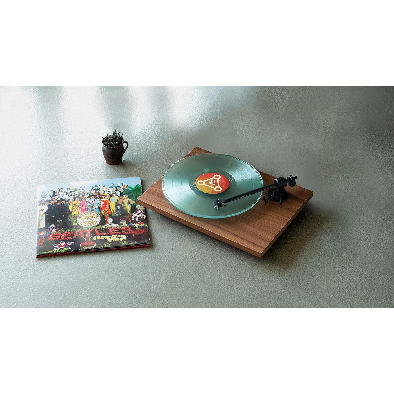 Tocadiscos Pro-Ject T1 Nuez Satinada con Cartucho