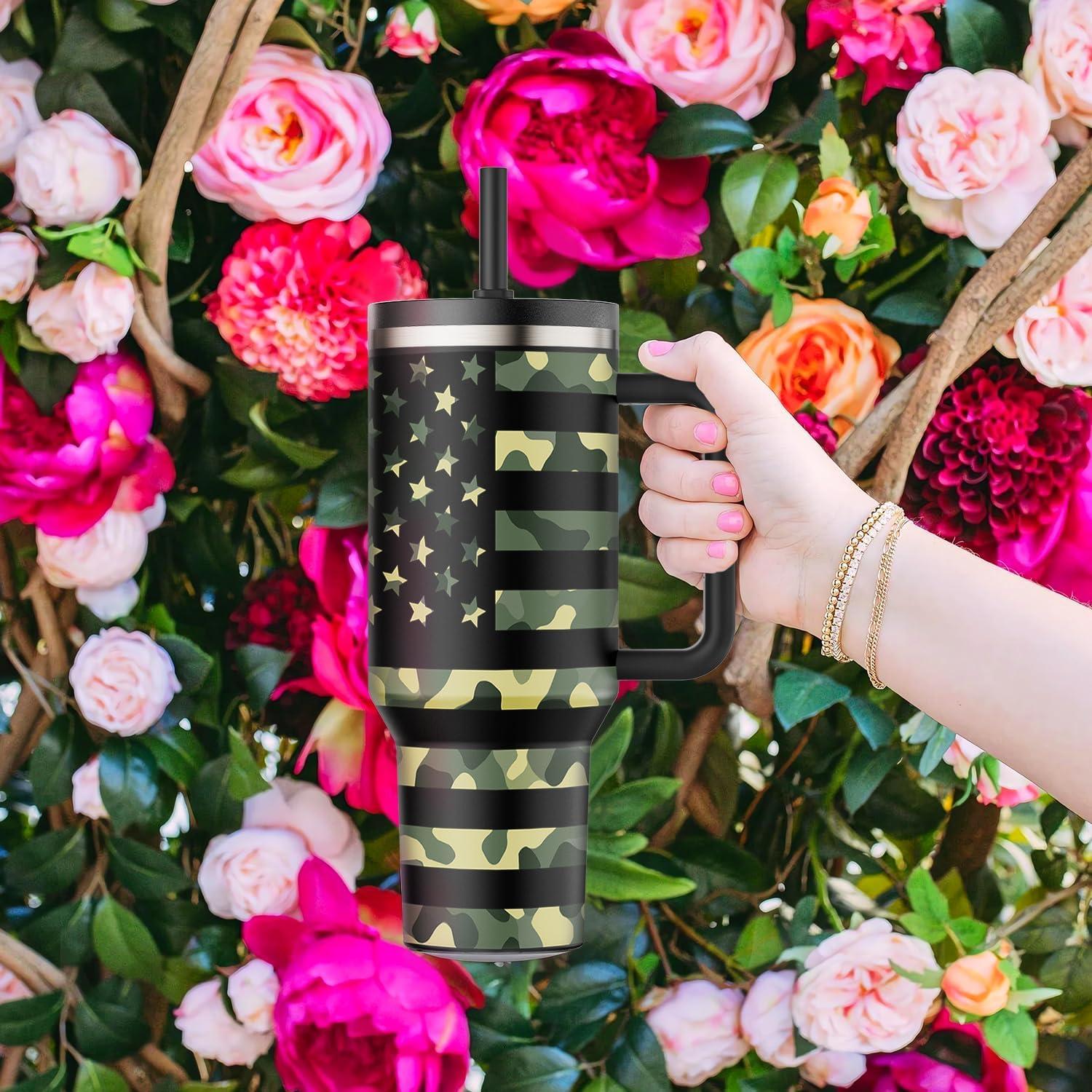 Taza aislada 40 oz Greatyos con popote plegable camuflaje