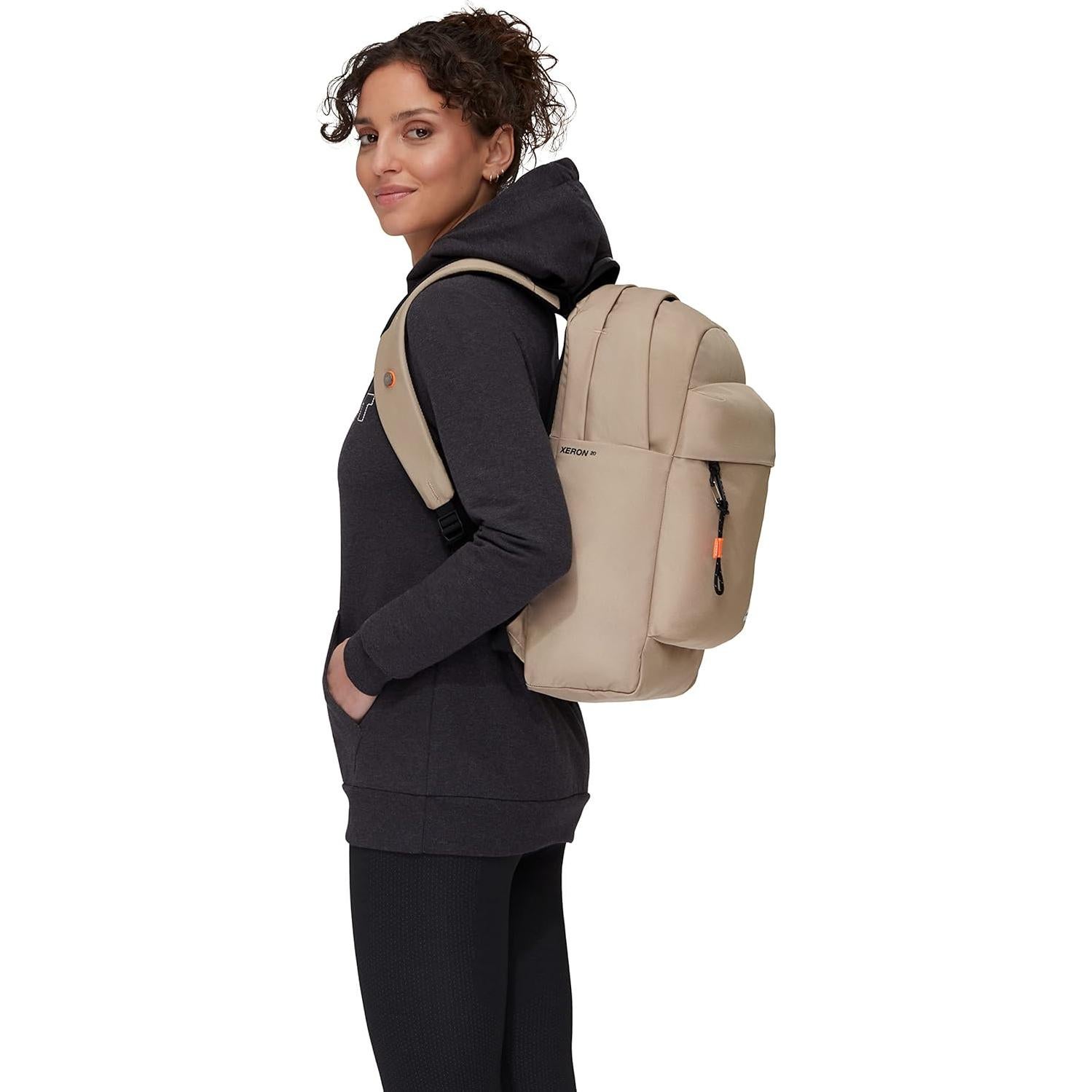 Mochila Casual Mammut Safari 20L con Compartimento para Laptop