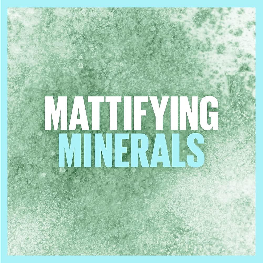 Base Matificante Maybelline Fit Me 29.57 ml SPF 20 Transparente