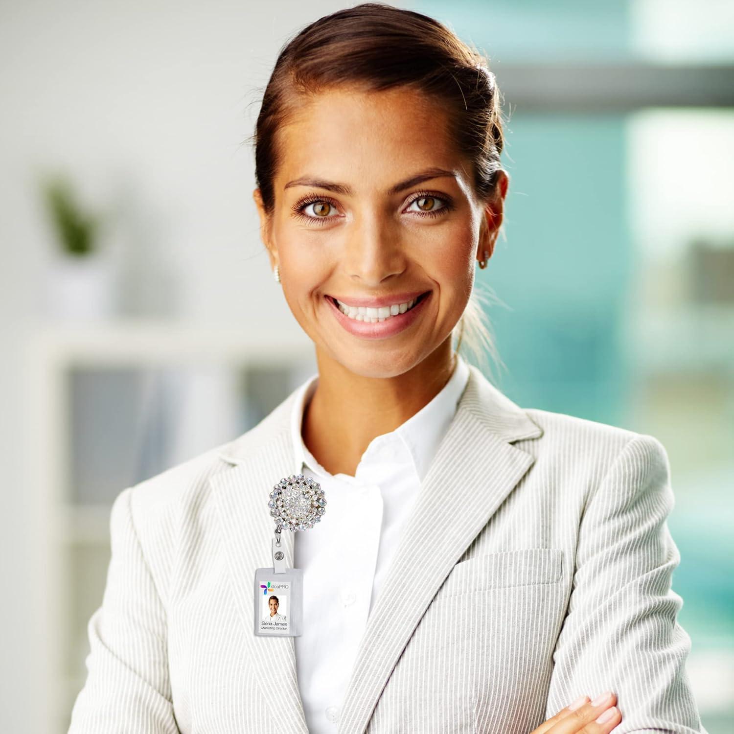 Porta Credencial Retráctil ID AVENUE Brillante 81 cm Clip 360°