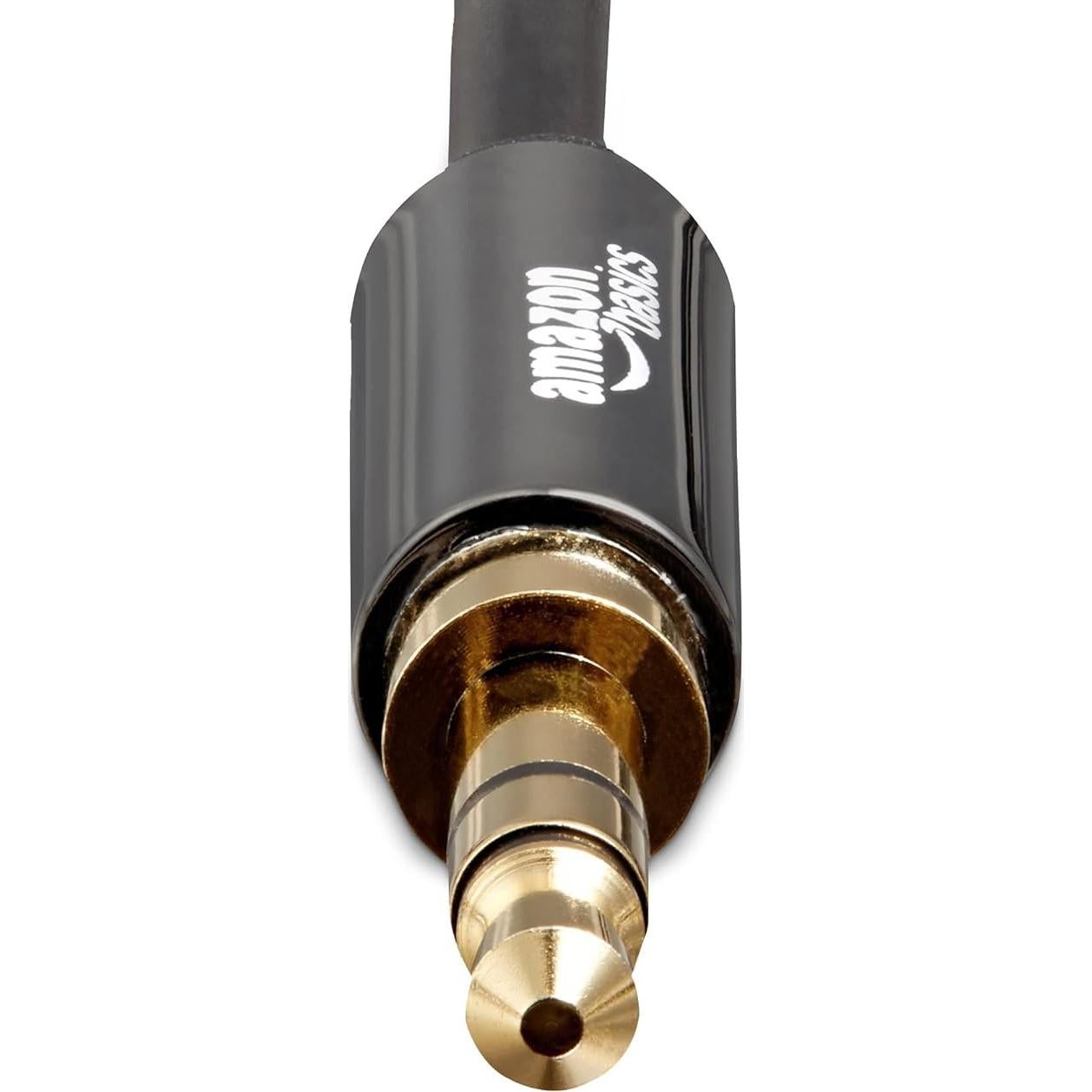 Cable de Audio Estéreo 3.5mm Amazon Basics 2.4m Negro