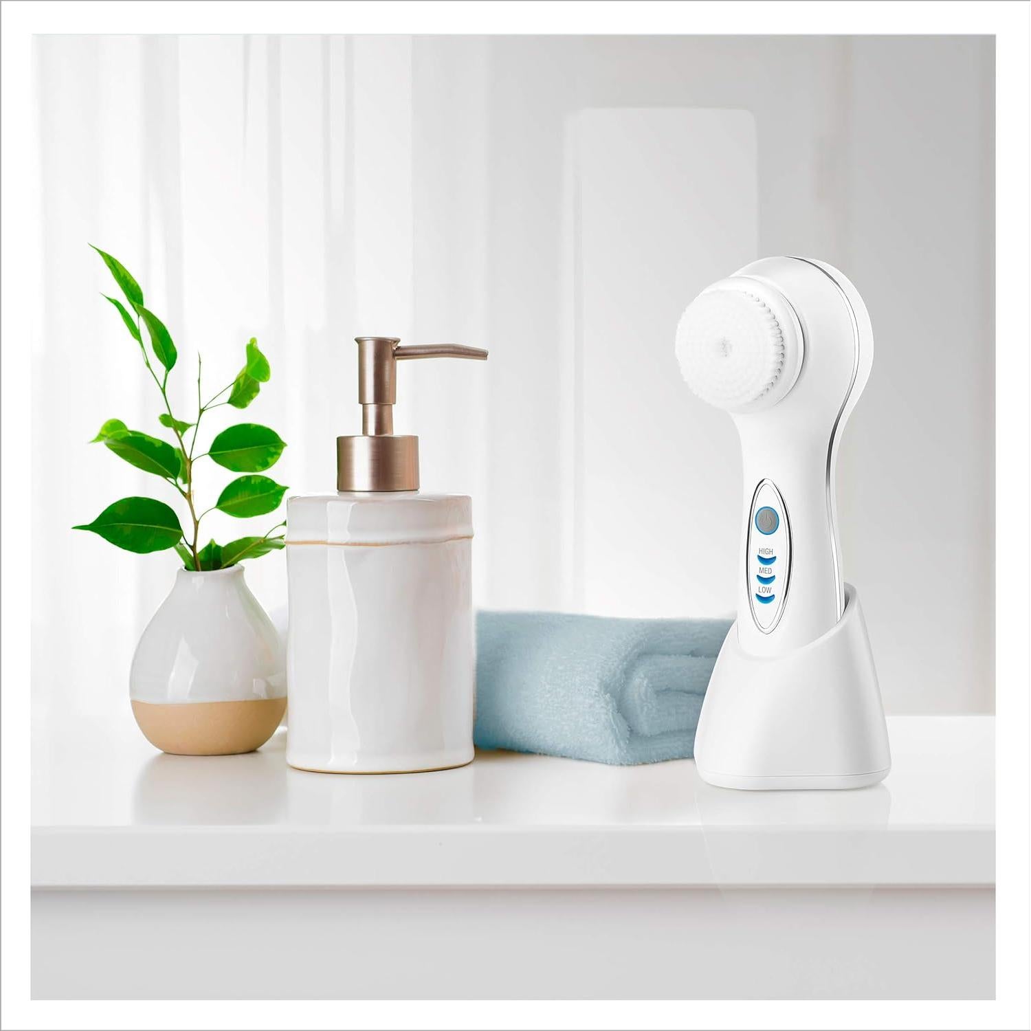 Cepillo Facial Sónico Conair True Glow Impermeable Recargable