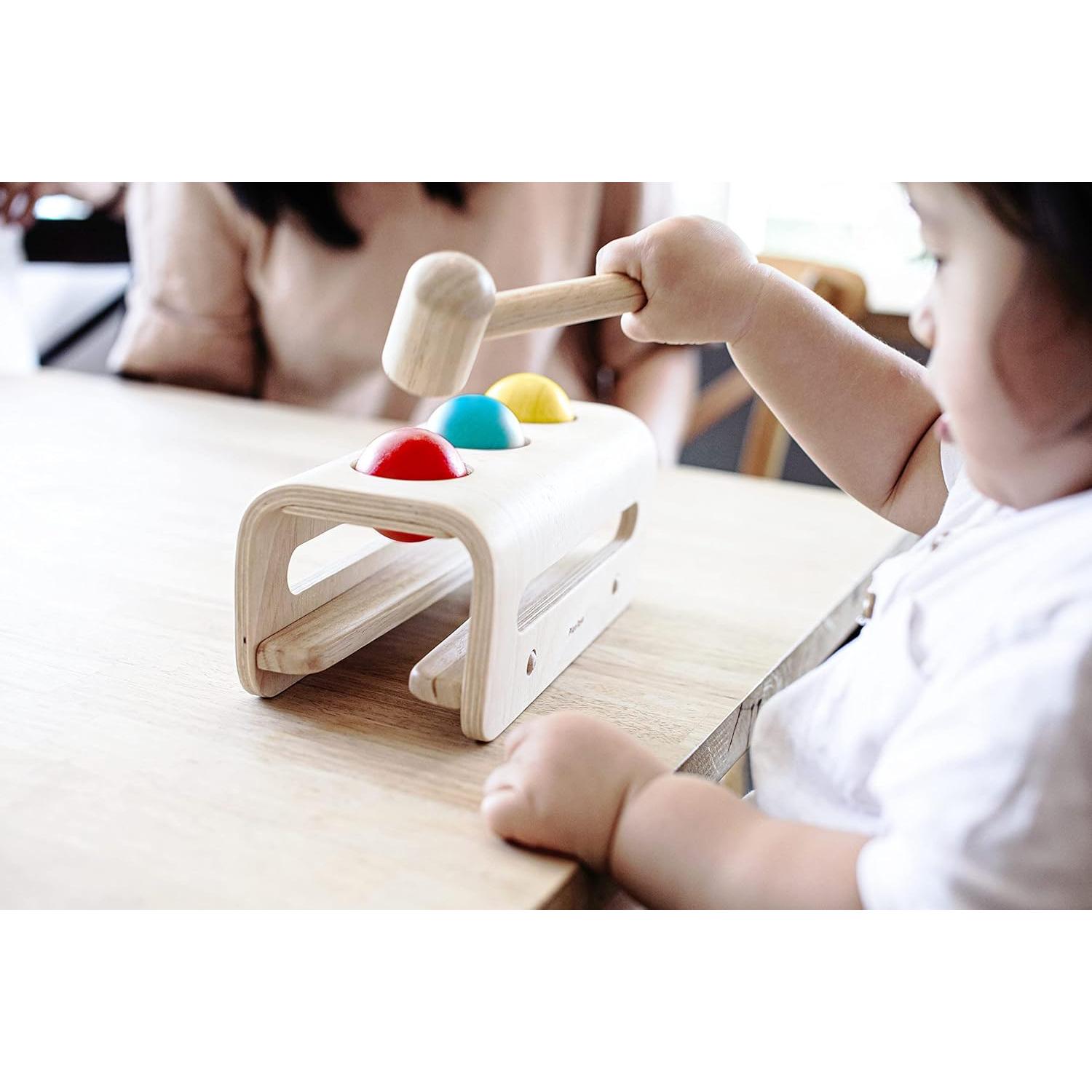 Juego de Martillo y Pelotas de Madera PlanToys 5396 - Sostenible