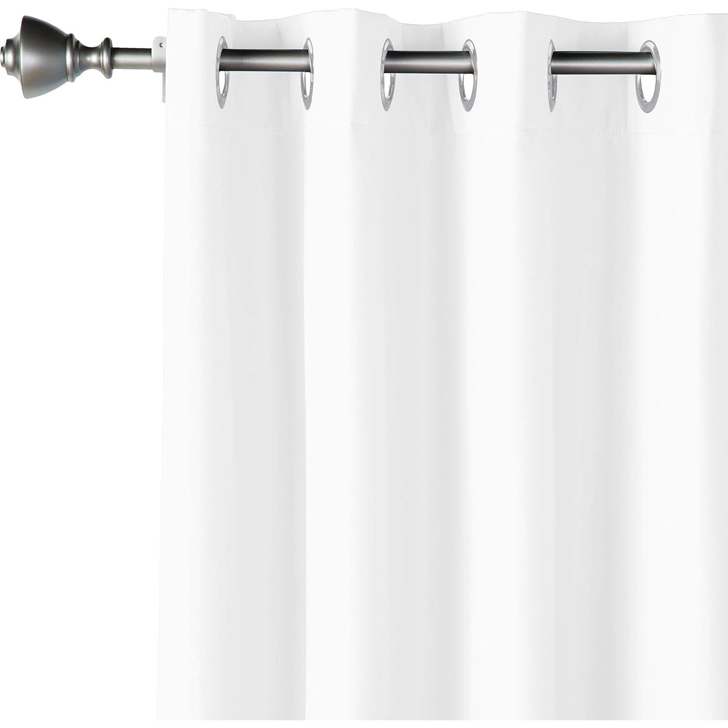 Cortina Blackout Amazon Basics 132x160 cm Blanca - Juego de 2