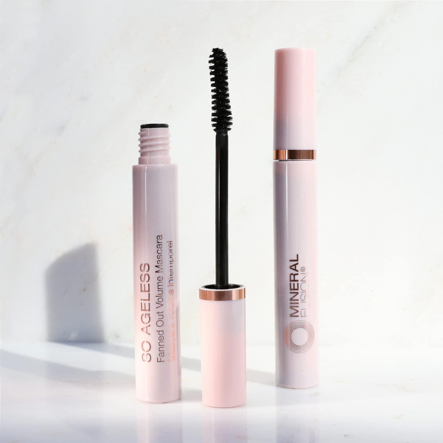 Máscara de Volumen Mineral Fusion So Ageless Negro 8.79 ml