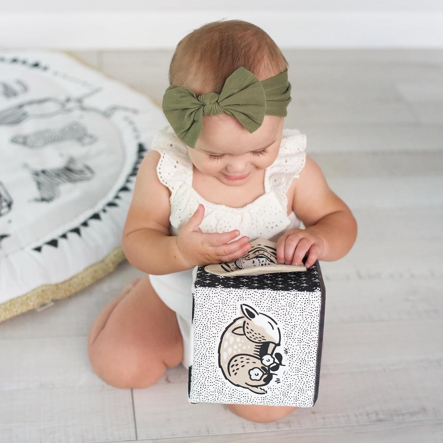 Bloque Suave Wee Gallery para Bebés - Juguete Sensorial 15.2 cm