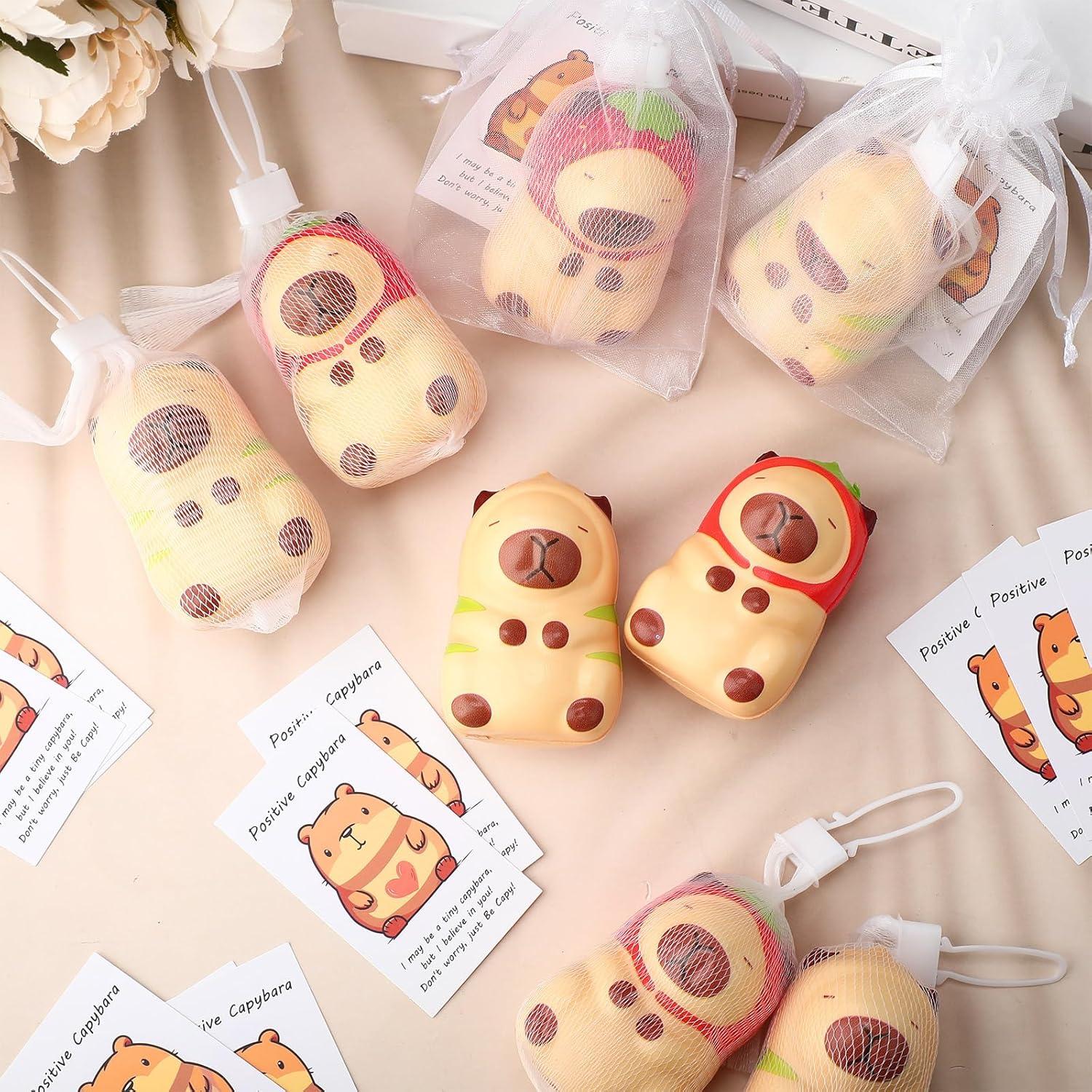 Set de 12 Mini Capibaras Antiestrés RoundFunny con Tarjetas