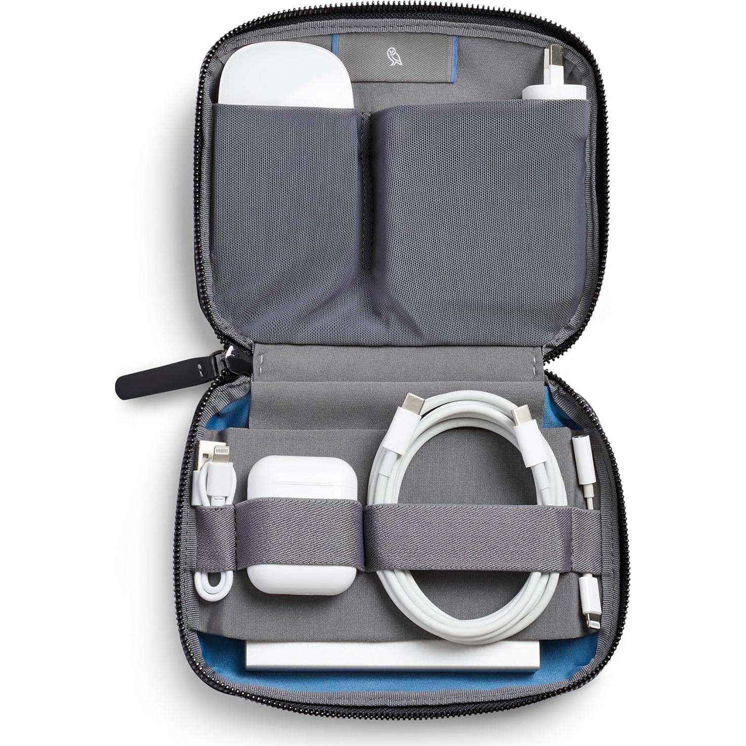 Kit de Tecnología Compacto Bellroy - Negro, Resistente al Agua