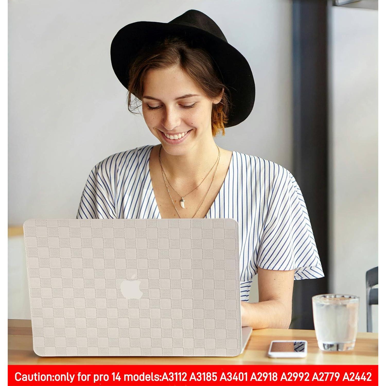 Funda Dura BYCeKe para MacBook Pro 14" 2021-2024 Beige