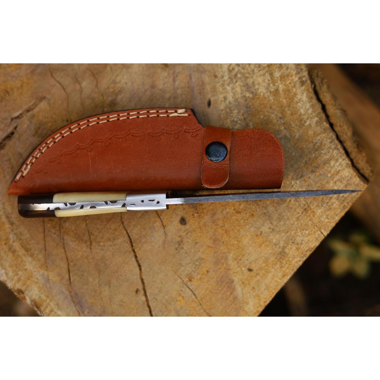 Cuchillo de Caza FH TRADERS con Mango de Hueso 23cm Damasco