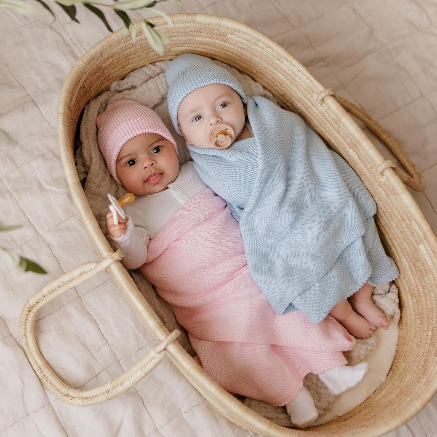 Manta de Punto Orgánico Luxe Bleu La La + Sombrero Rosa