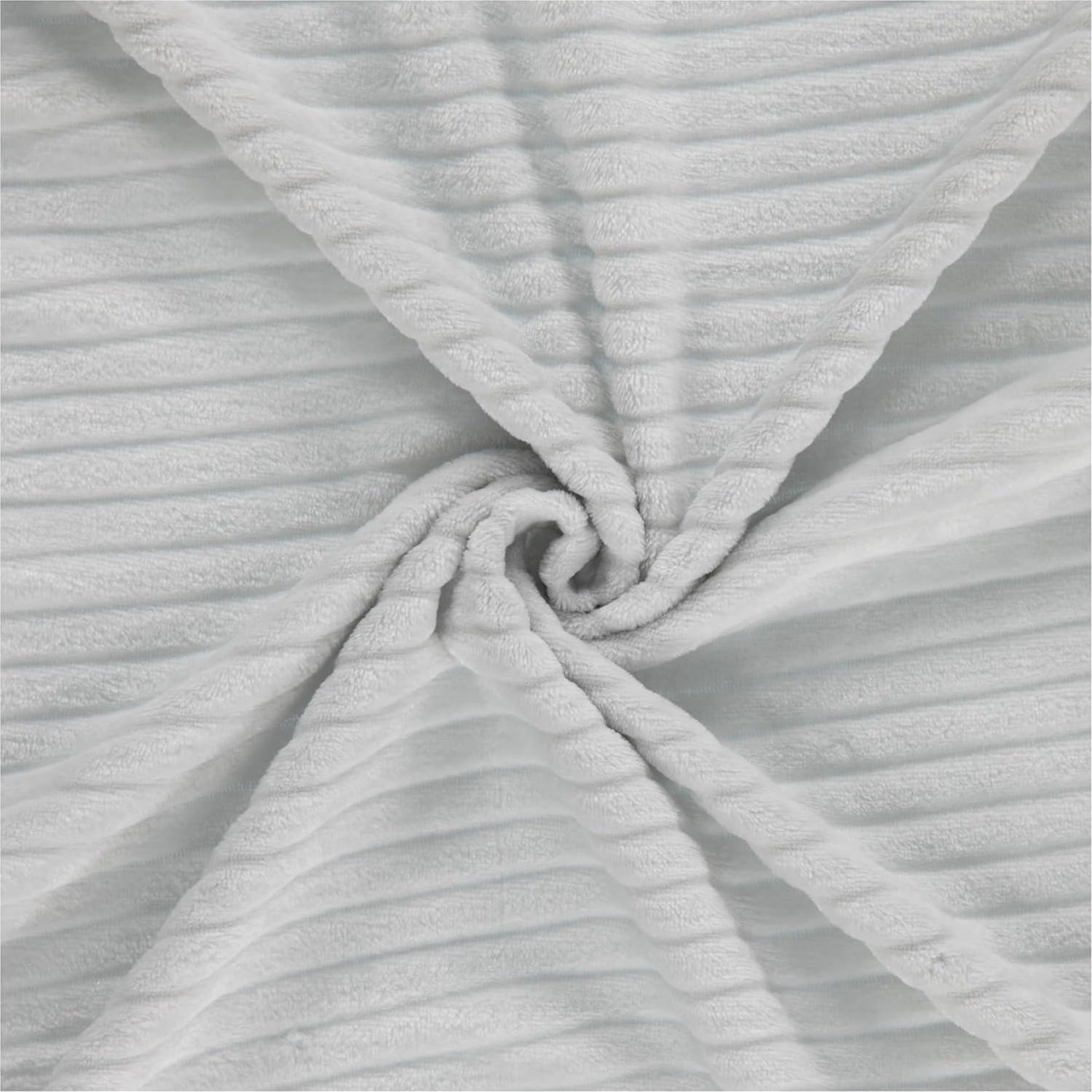 Manta de Franela Disney Mickey Mouse 52x35 cm para Bebé